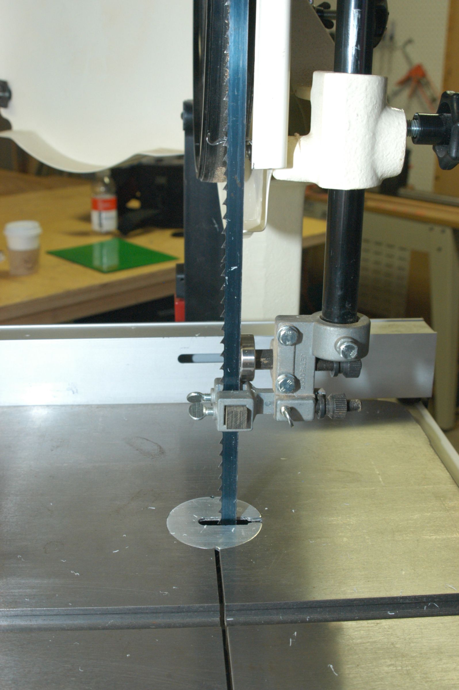 Changing Blades on the 14" Bandsaw 9 Steps (with Pictures) Instructables