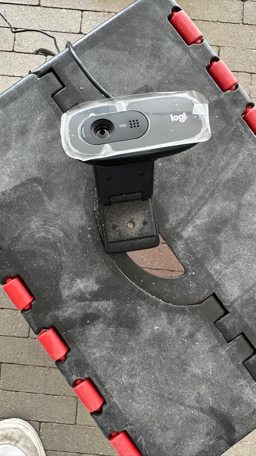 Mounting Camera to Pole