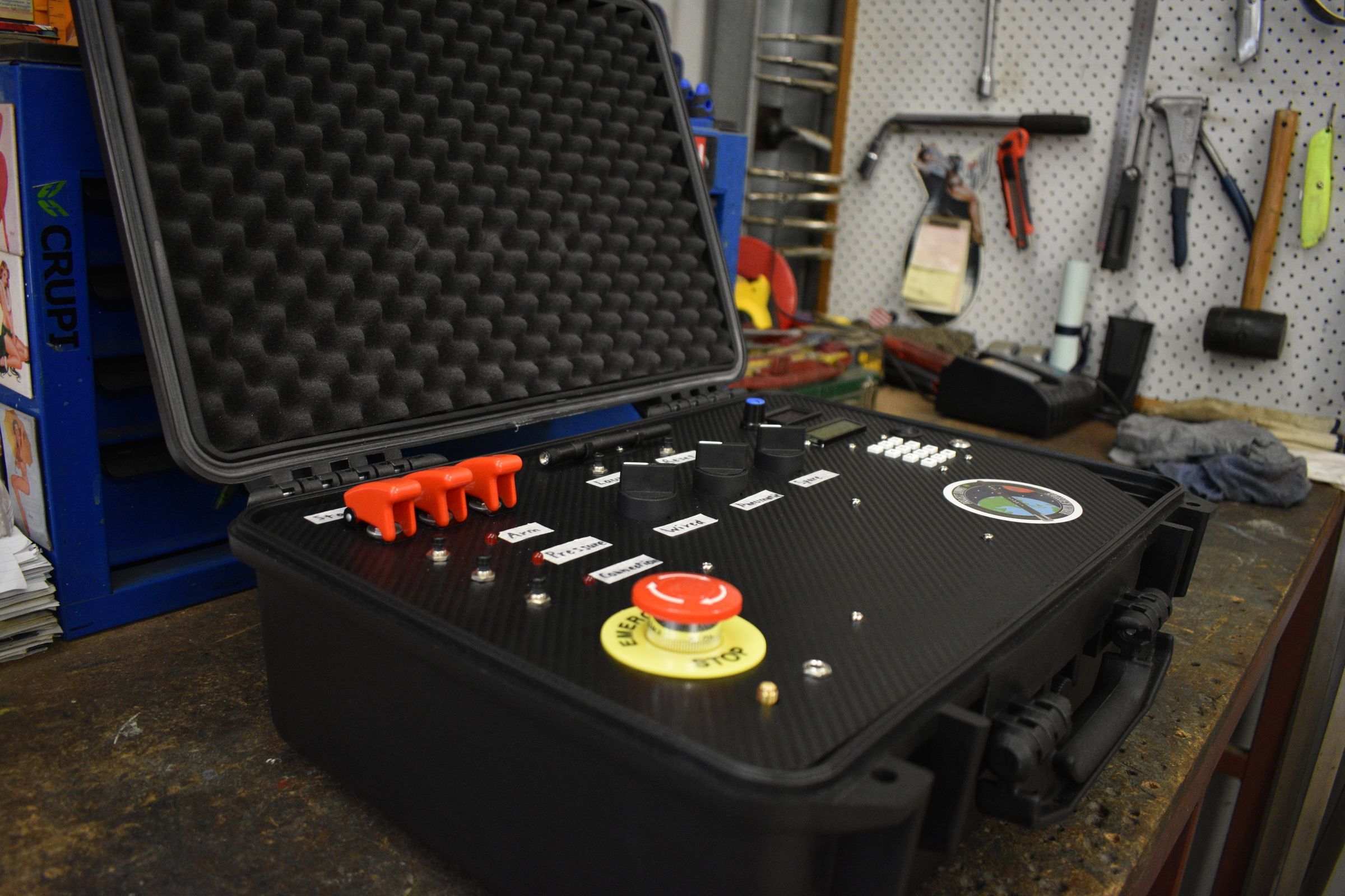 Overkill Model Rocket Launch Controller! 9 Steps (with Pictures