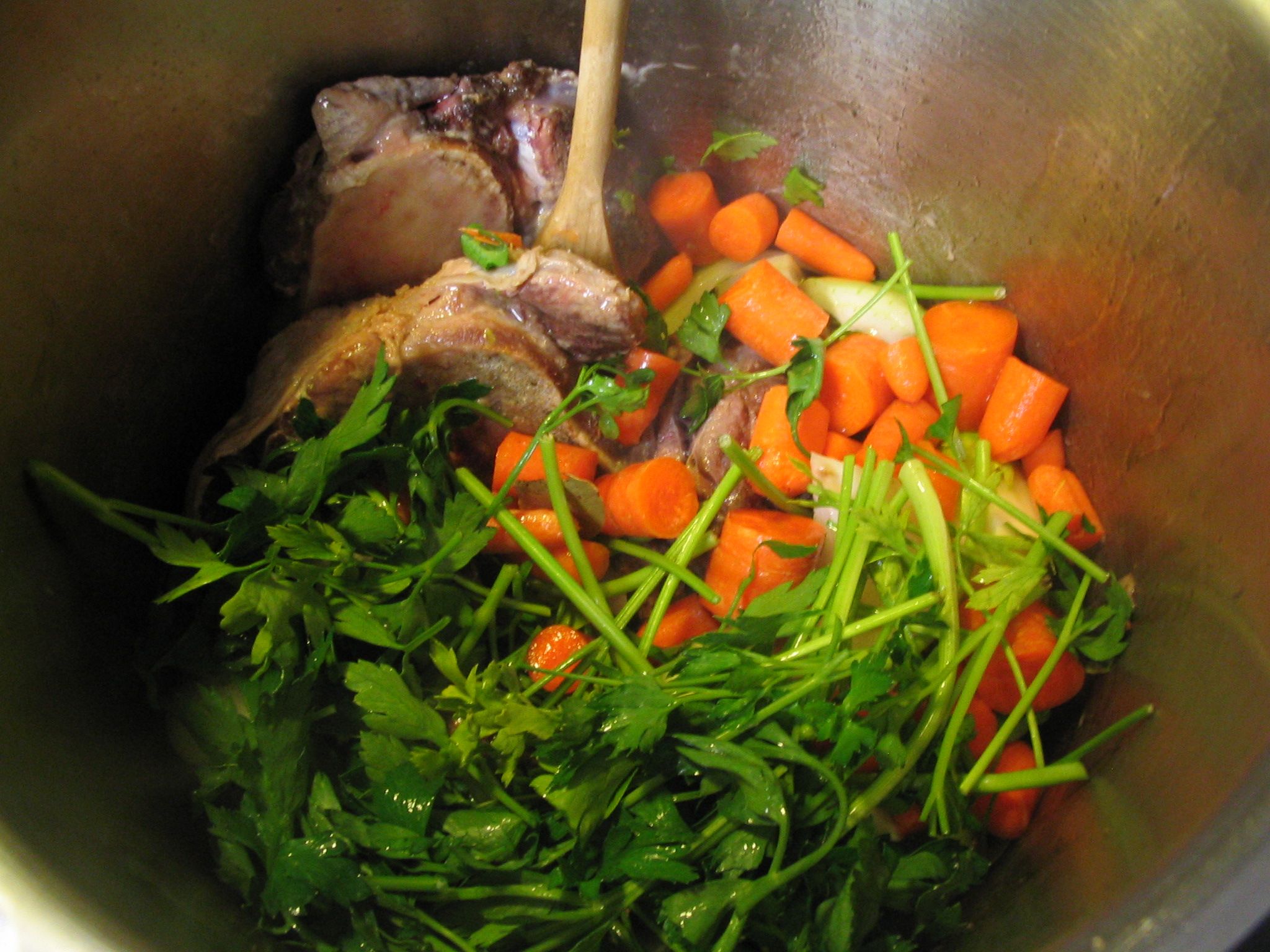 Pressure Cooker Beef Stock