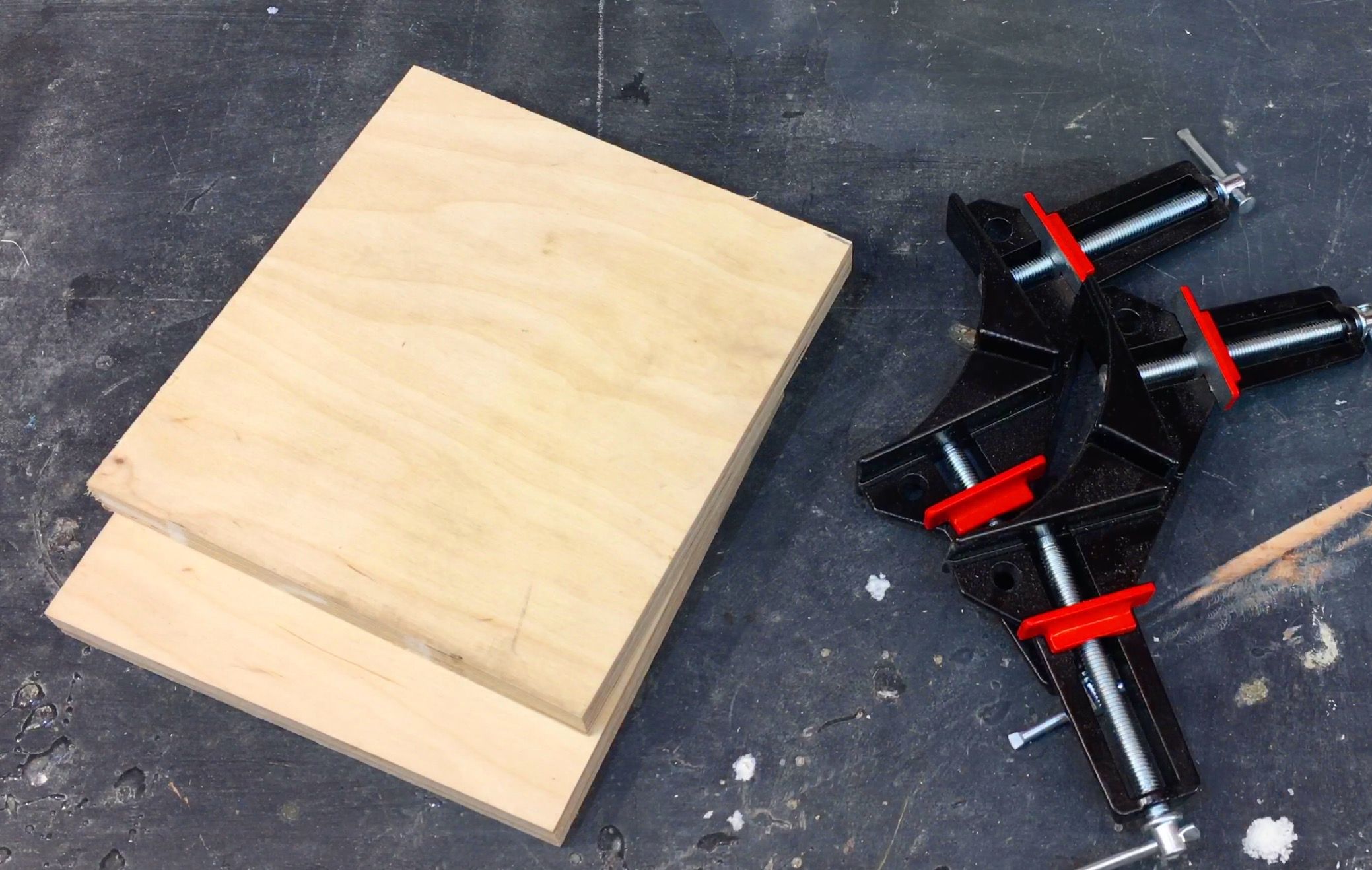 Make a Wall Mount for Your Bench Grinder! 11 Steps (with Pictures