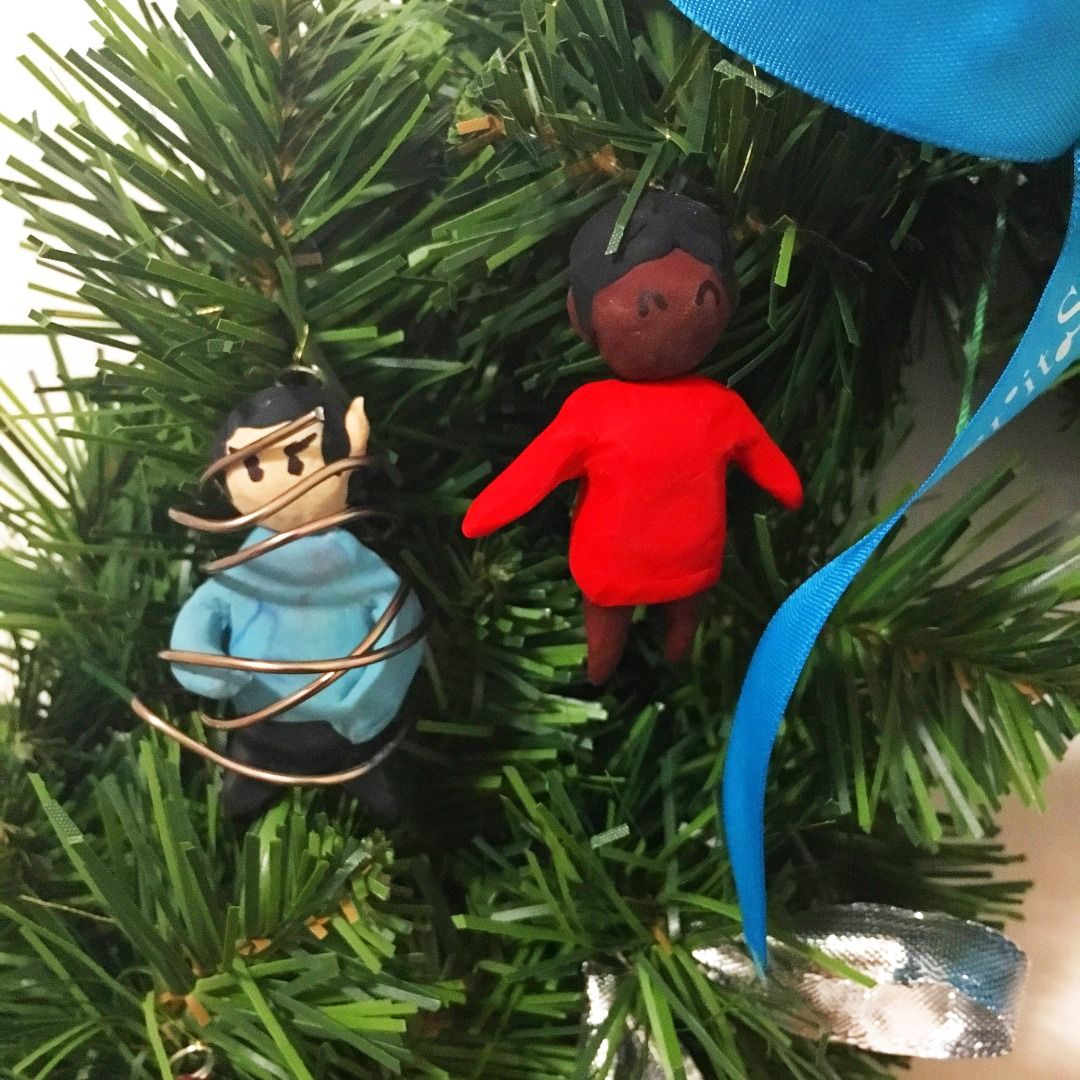 Star Trek Enterprise Christmas Wreath 9 Steps (with Pictures