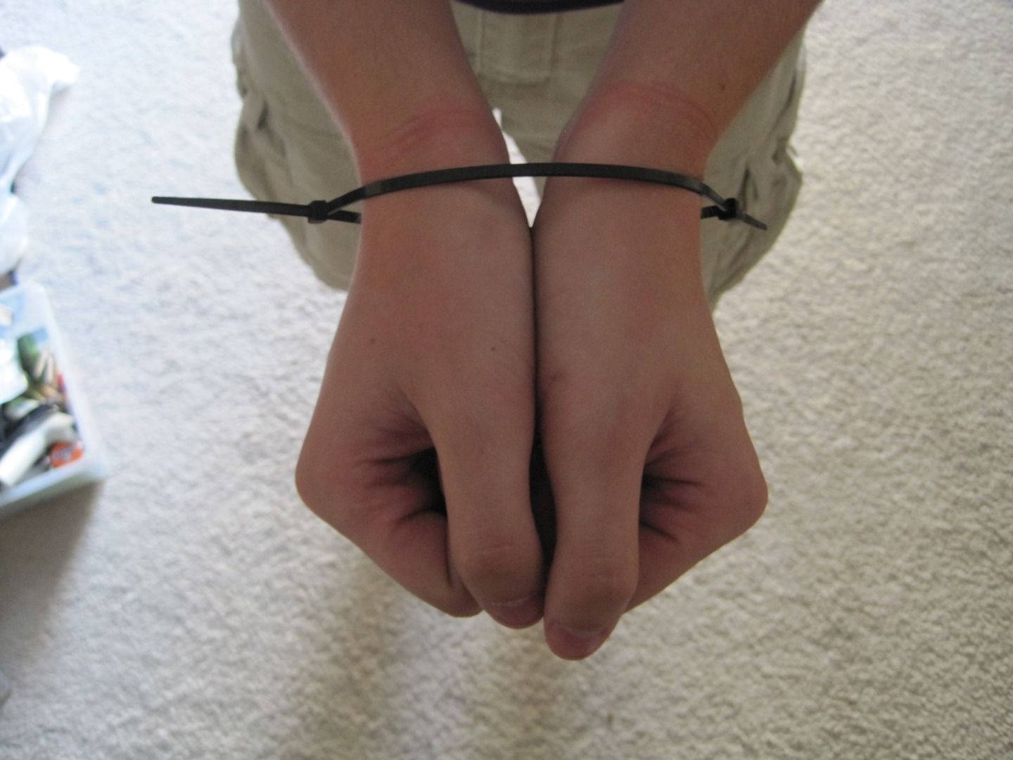 How to Escape From Ziptie Handcuffs 3 Steps Instructables
