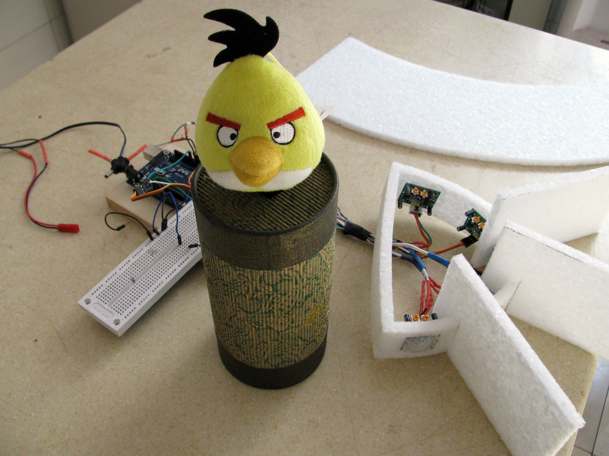 Motion Tracker With PIRs, Arduino and a Servo : 4 Steps - Instructables