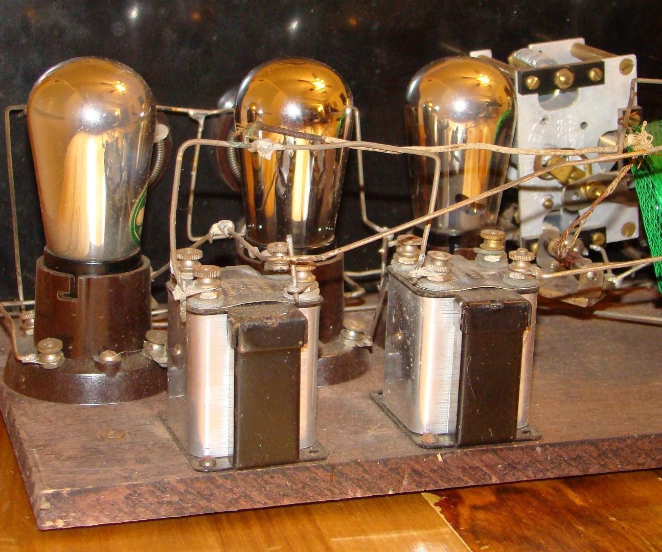 [Básico] Usar Una Breadboard (o Protoboard, O Placa Para Prototipos)