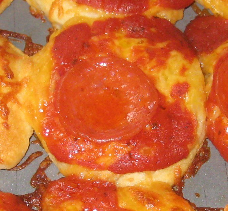 Bachelor Chow - Mini Pizzas