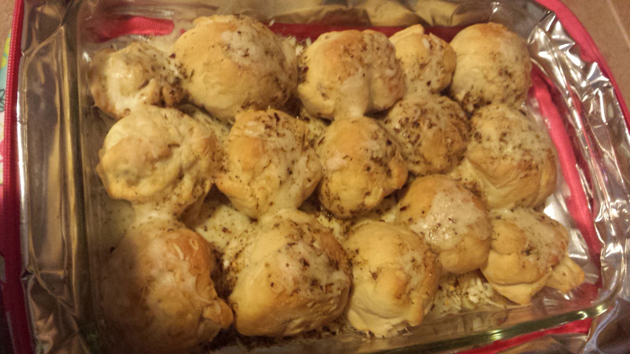 pretzeled pizza poppers 