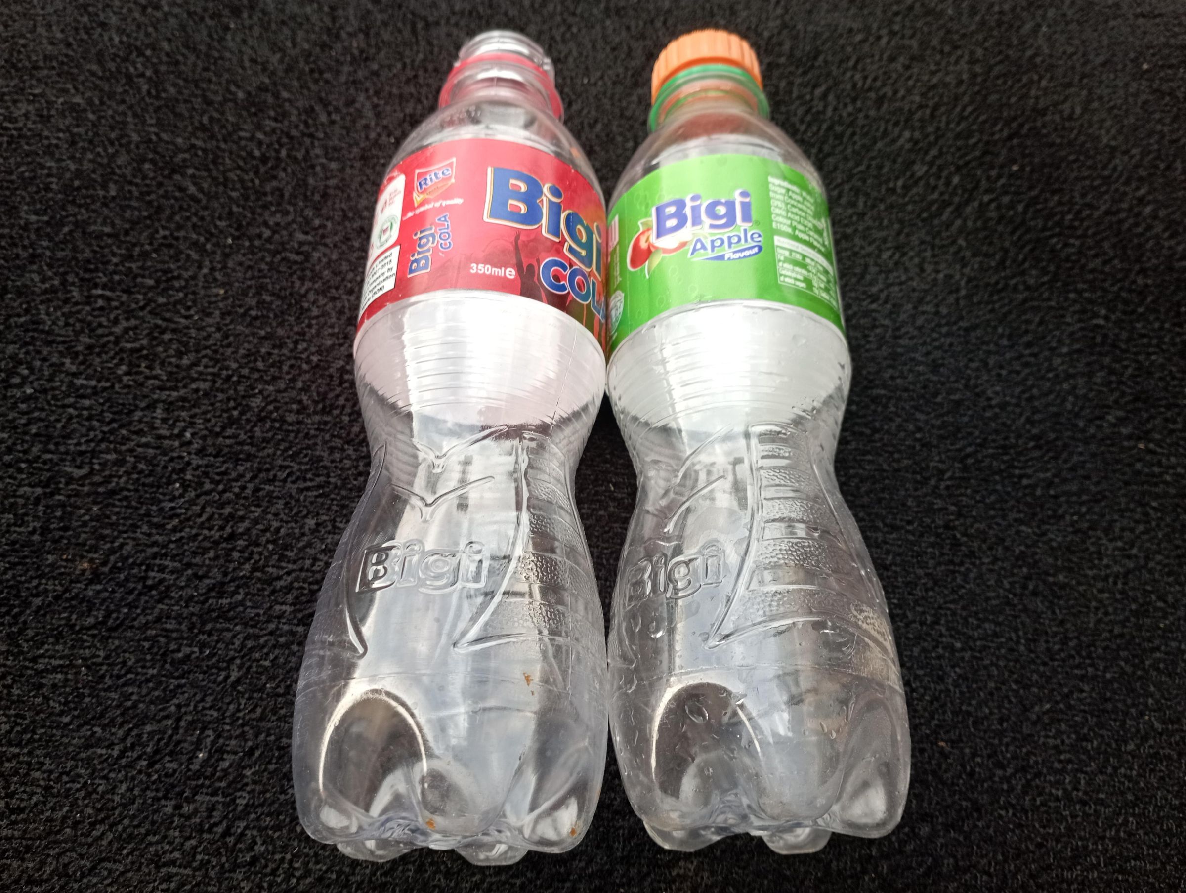 Recycling Soda Bottles Into Bottle Purses. 7 Steps (with Pictures