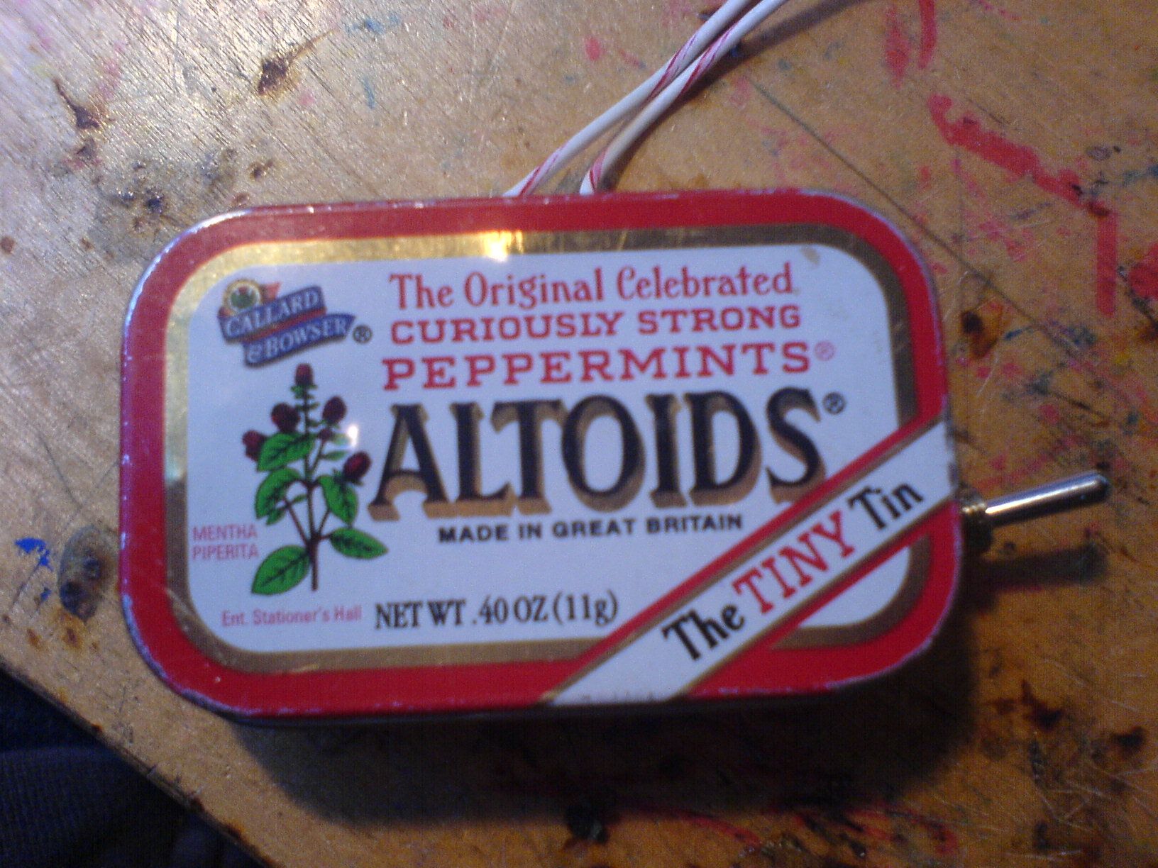 Circuit Bent Keyboard in Altoid Tin 