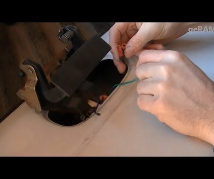 POWER LOCK FOR TAILGATE IN PICKUP TRUCK | HOW TO INSTALL AND WIRE TAIL GATE LOCKER | DODGE RAM