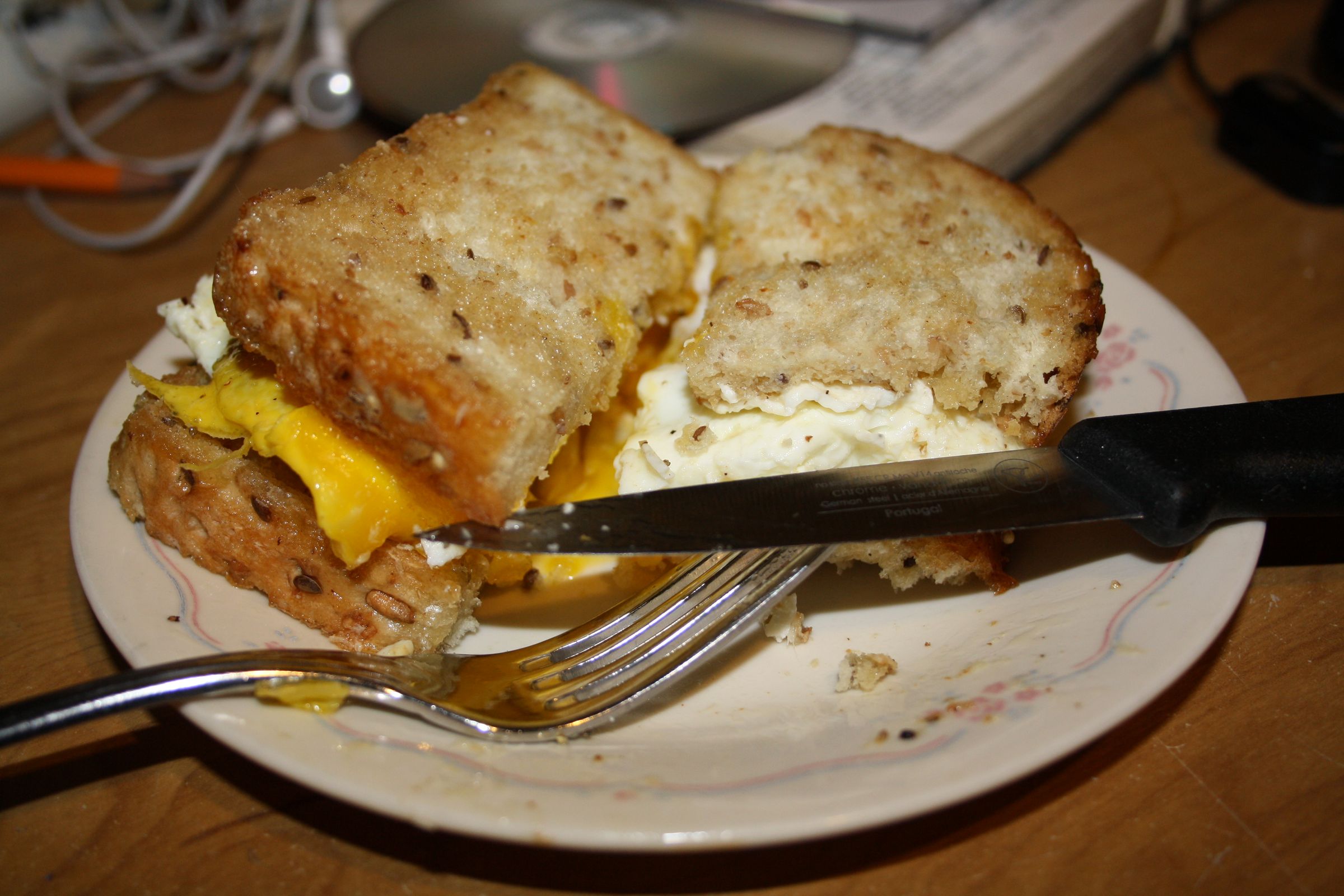 Delicious Fried (with Horseradish) Egg Sandwich 4 Steps Instructables