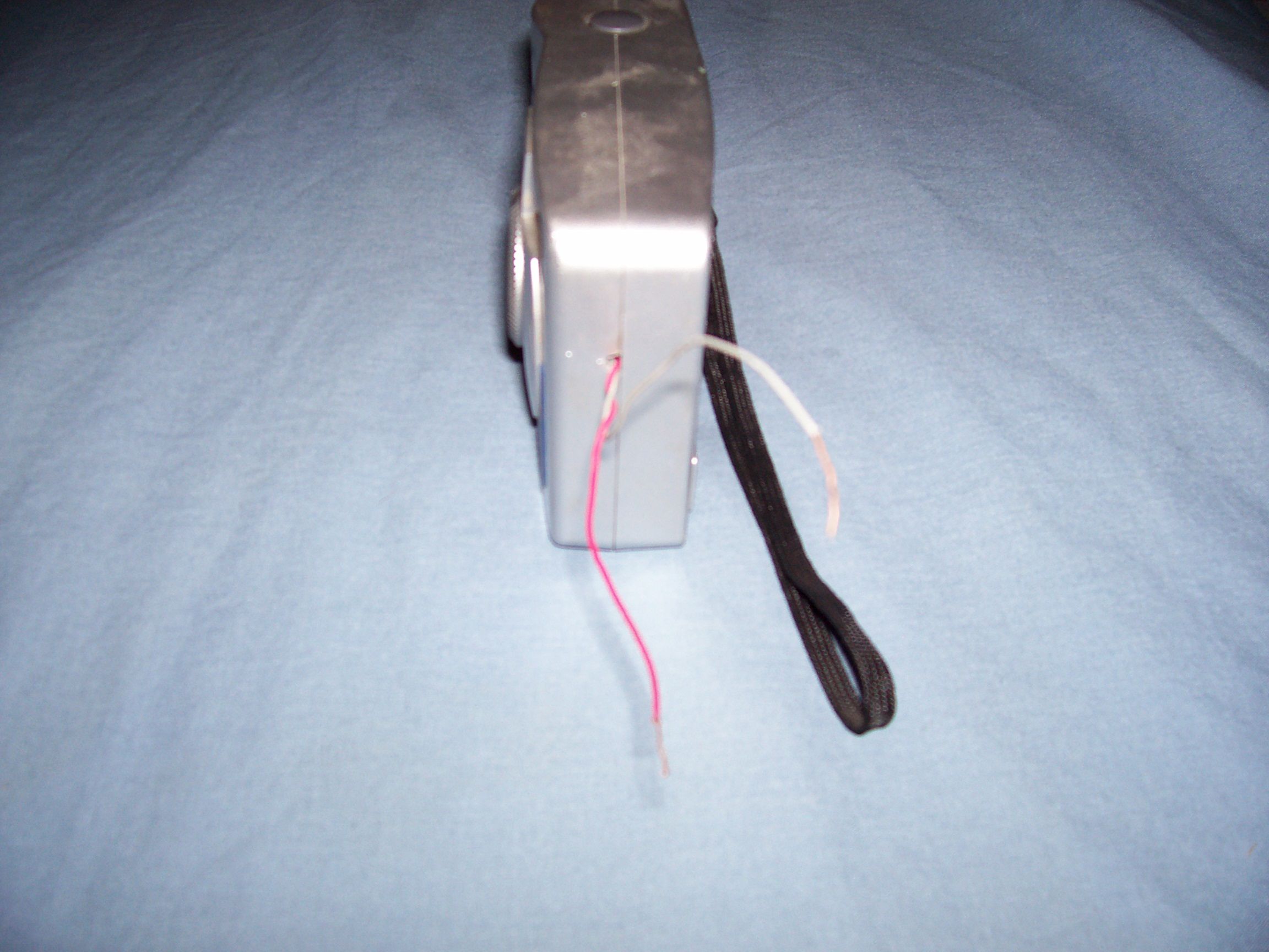 Camera Flash Capacitor HACK (old But Still Works) : 3 Steps - Instructables