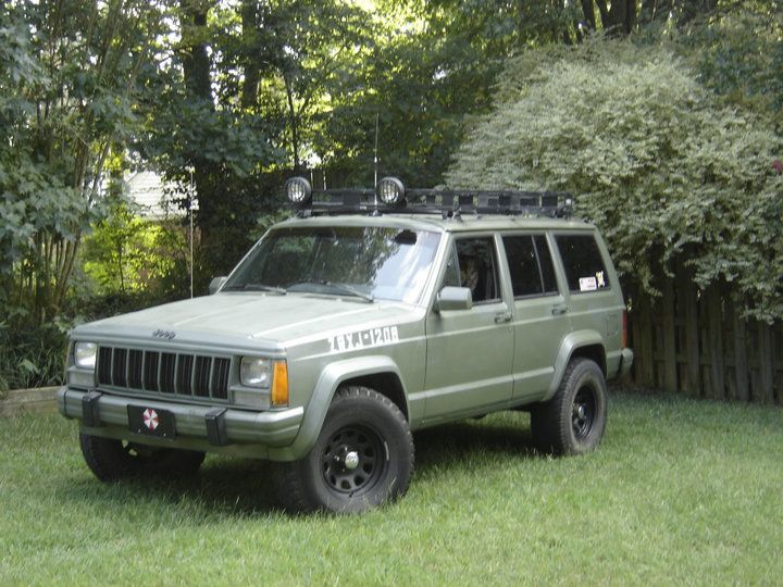 How to Spray Paint Your Jeep and Make an Assault Vehicle