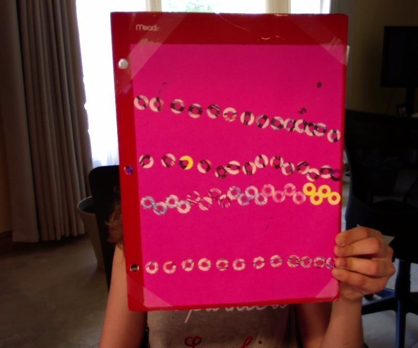 Folder craft for preschoolers and kindergarteners.