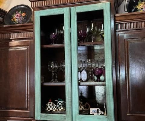 DIY Glass Cabinet Doors Using Pocket Hole Jig