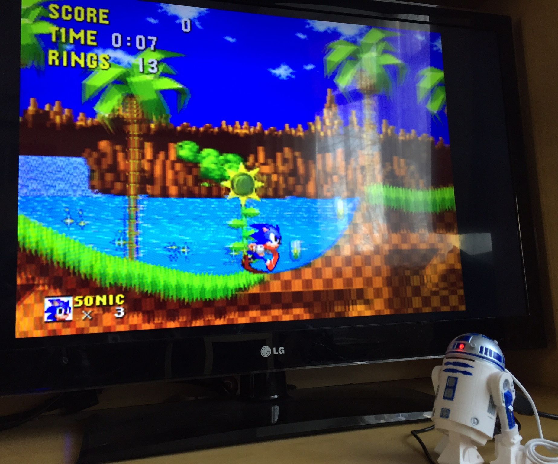 R2D2 Raspberry Pi Zero Retro Gaming Machine!