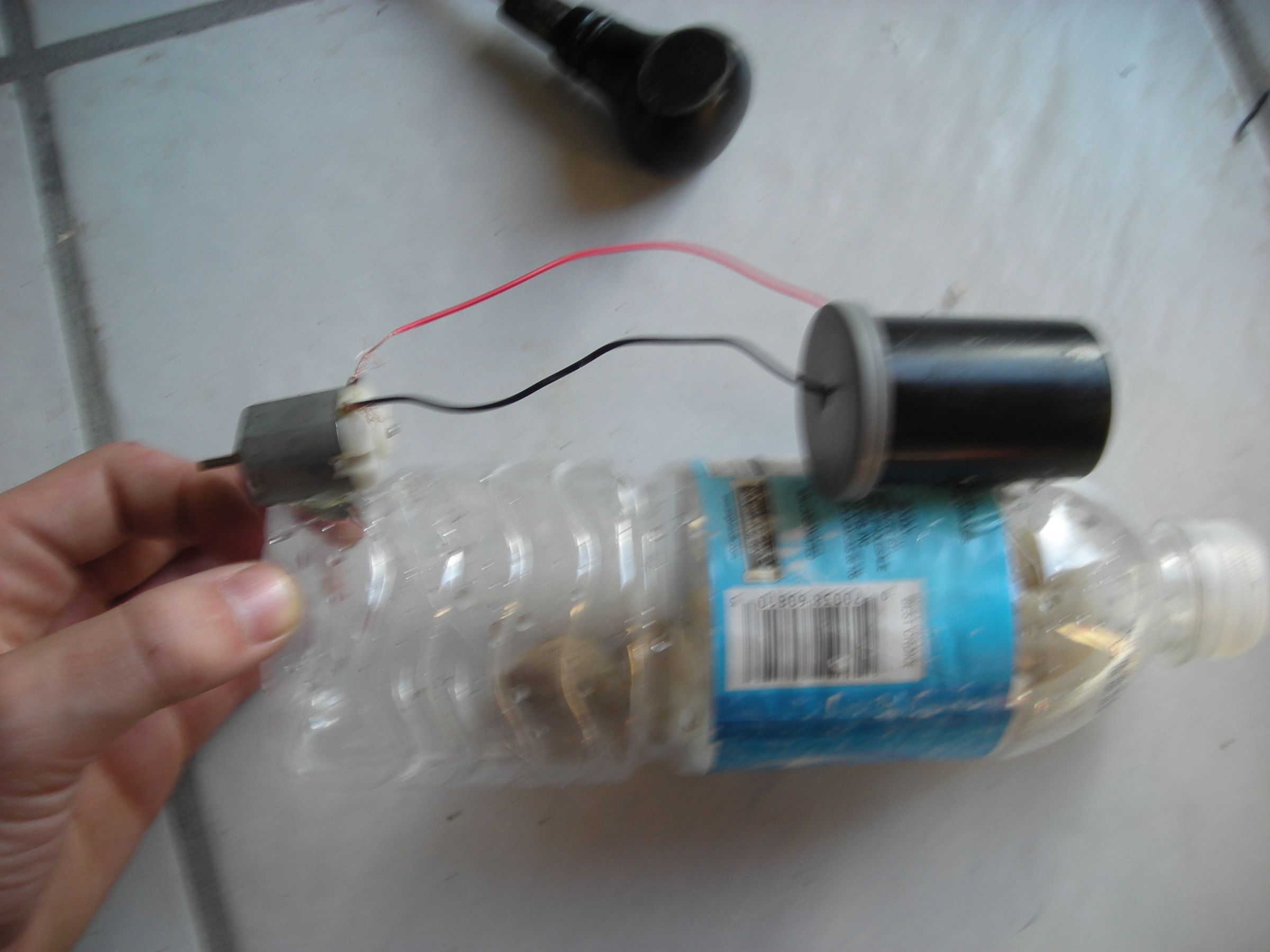Water Bottle Boat 5 Steps Instructables