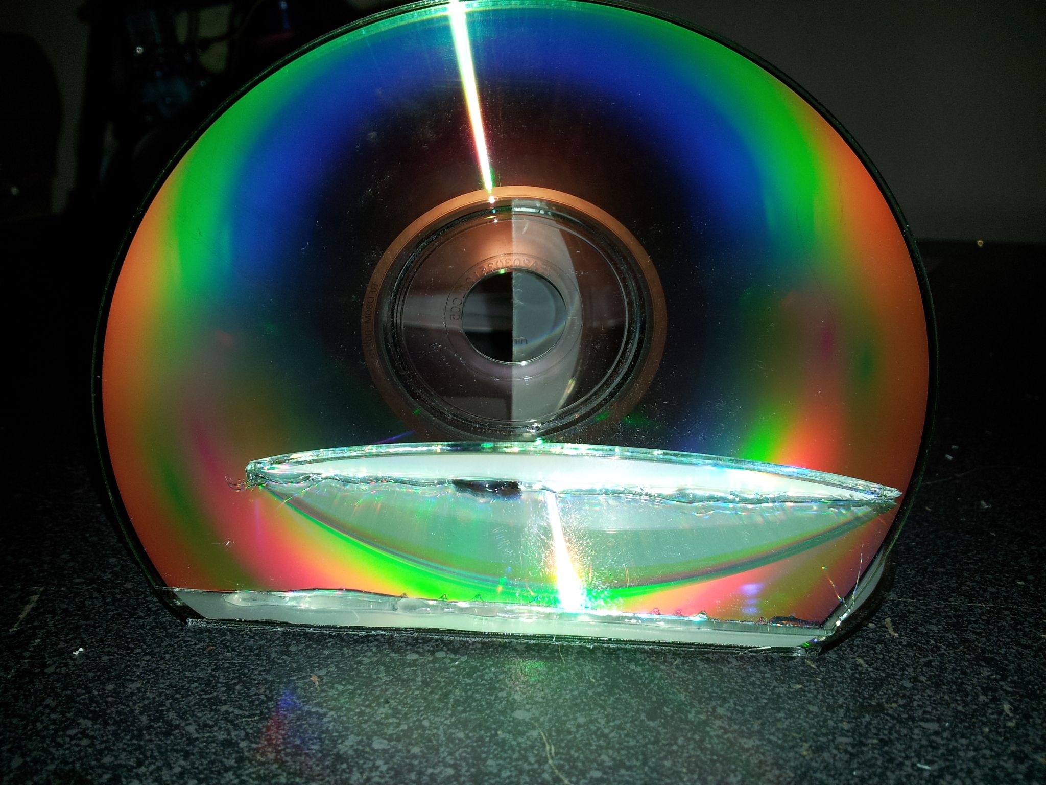 How to Make a Cd Phone Holder