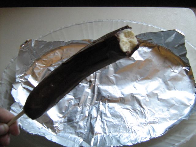 Frozen Chocolate Bananas