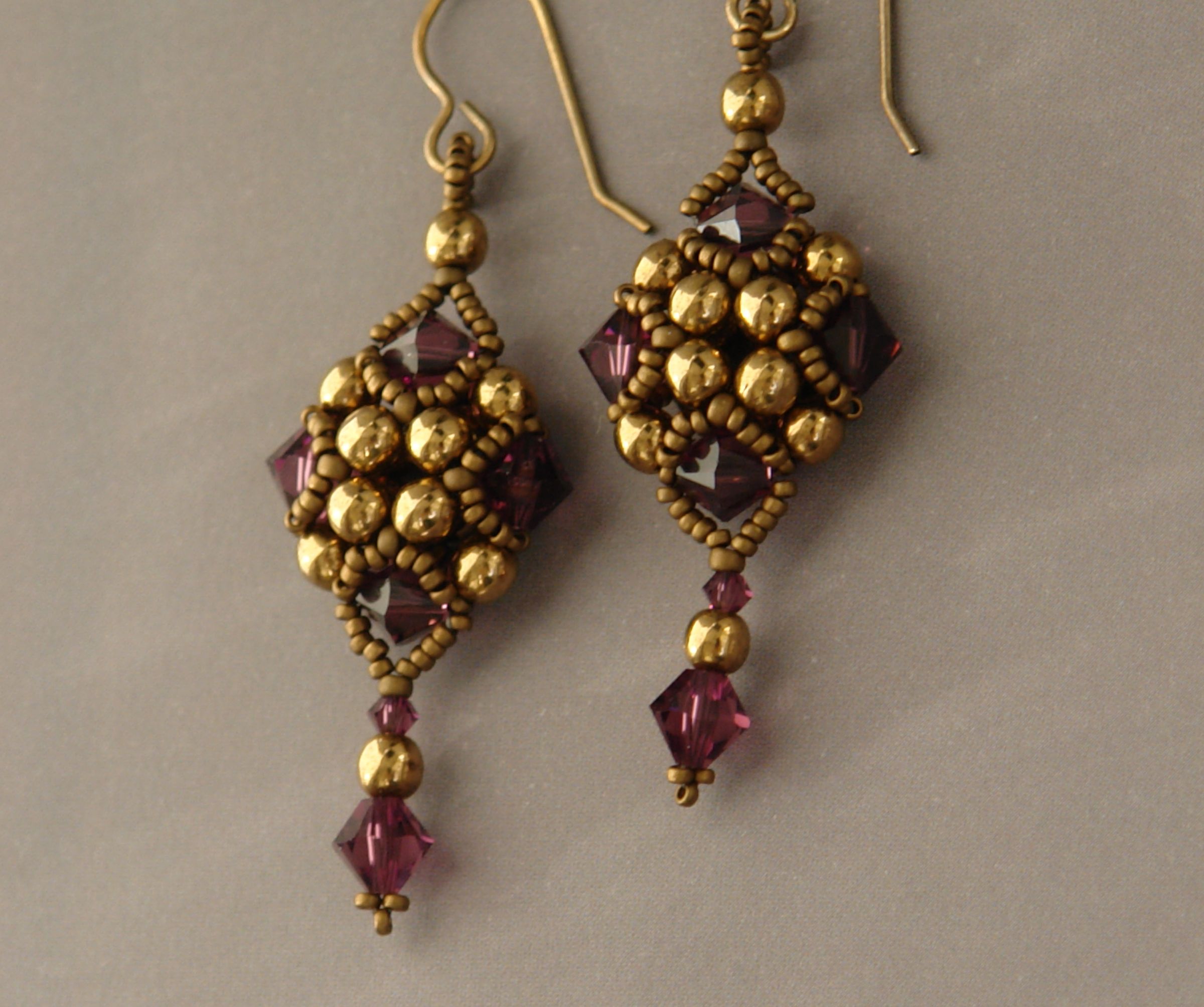 Sidonia's Handmade Jewelry - Beaded Art Deco Style Earrings