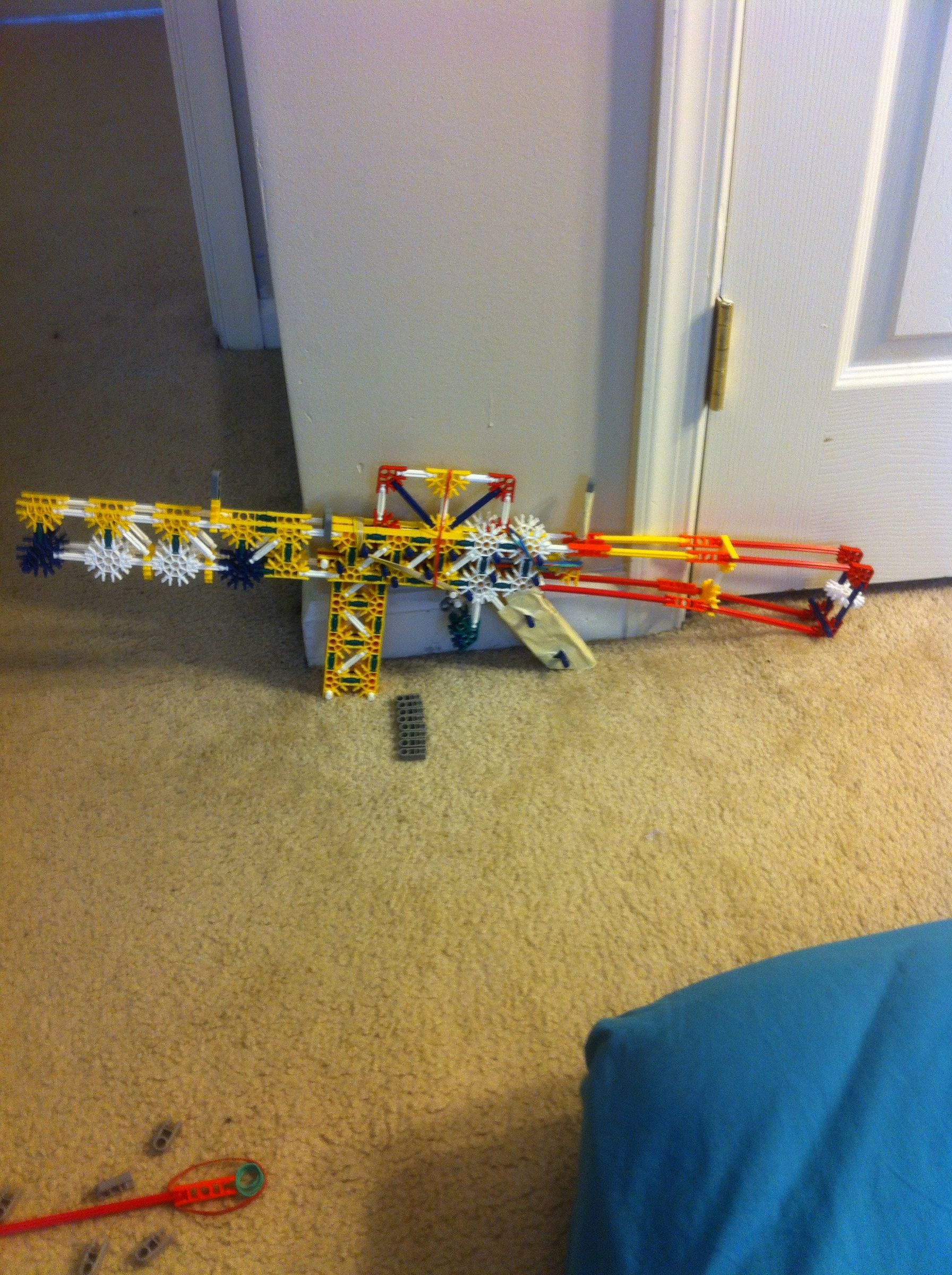 Knex M-16