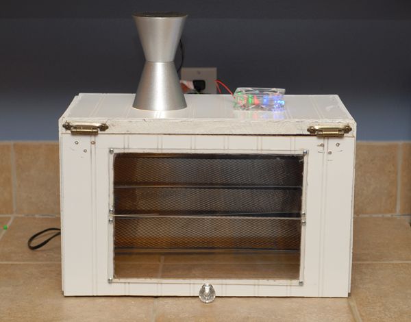 Inexpensive Food Dehydrator With Recycled Parts