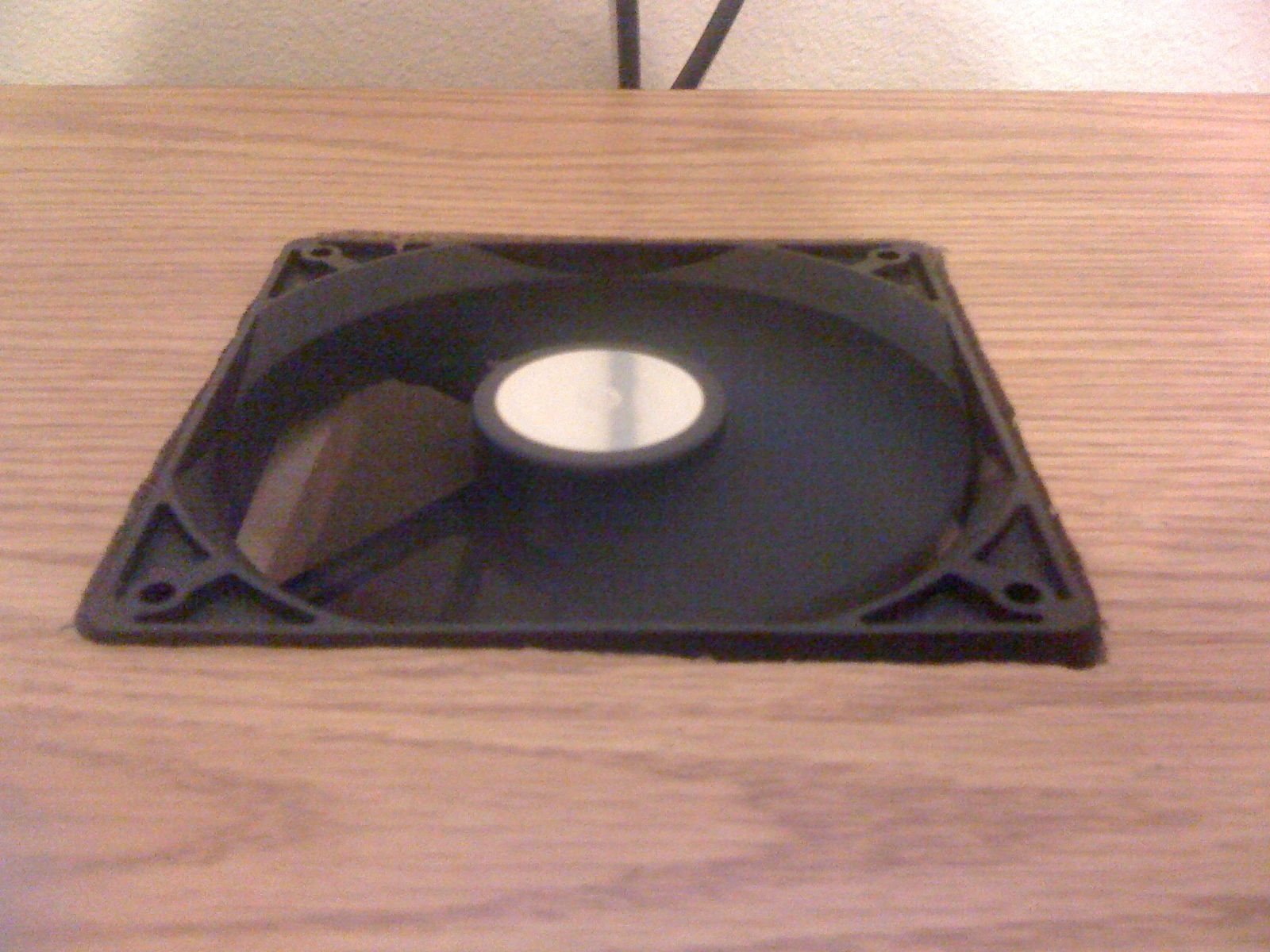 Creating a Custom Desk Fan / Laptop Cooler!