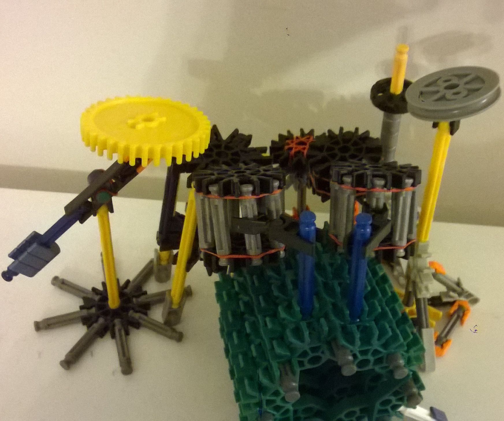 Knex model drum kit