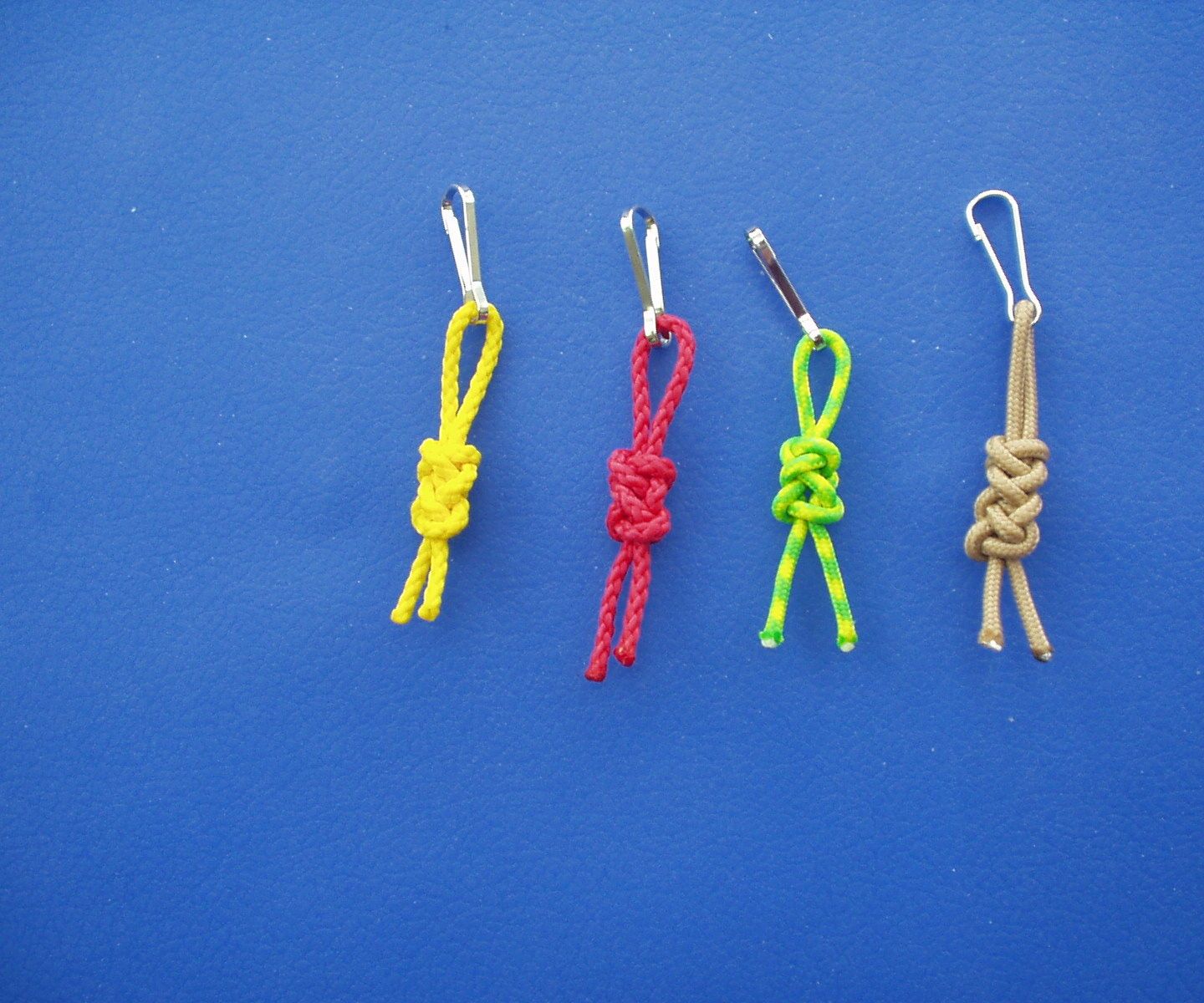 Crown and Diamond Zipper Pull