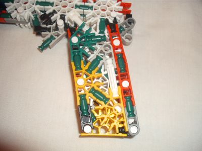 Attaching the Body Parts (Handle)