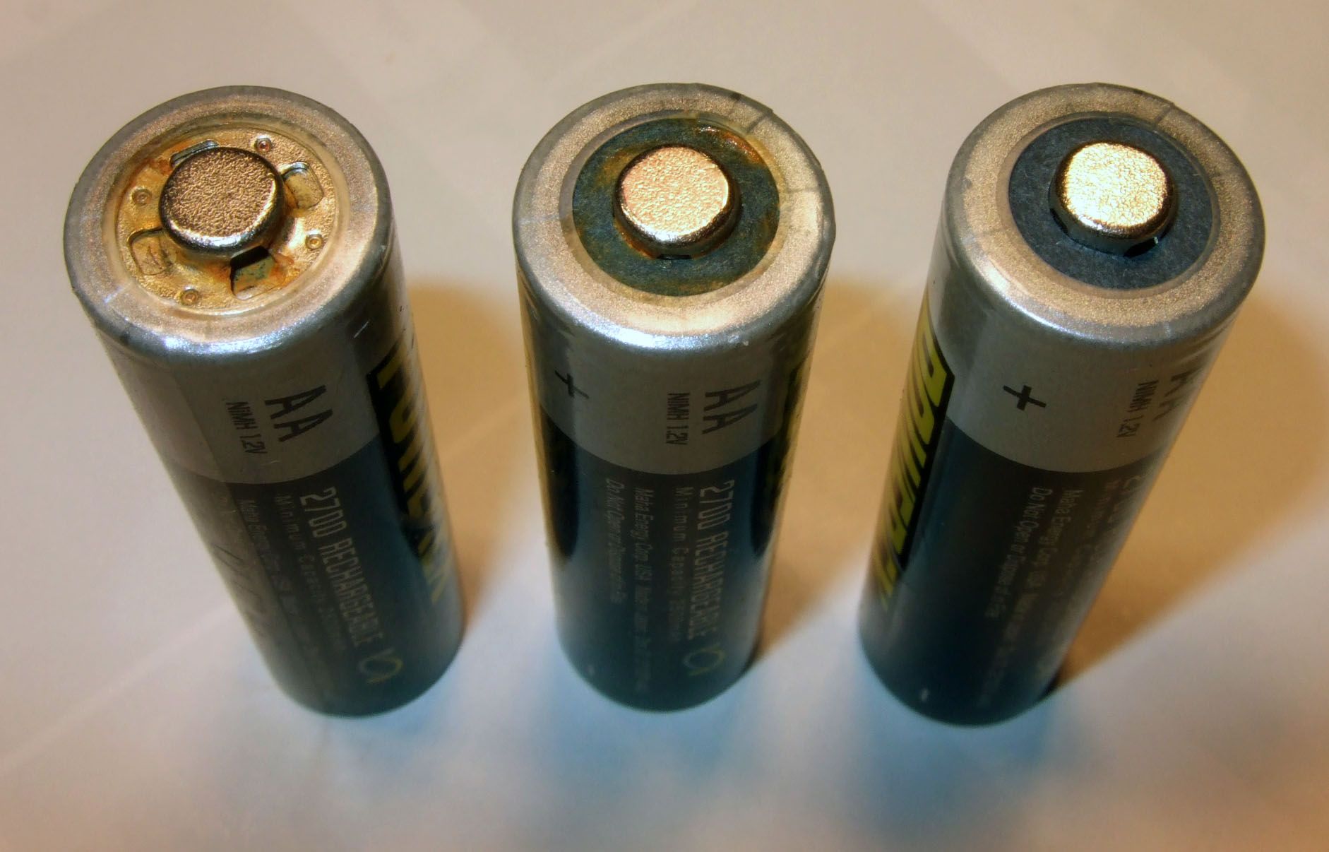 Waterproof Your Batteries in Seconds! 4 Steps (with Pictures