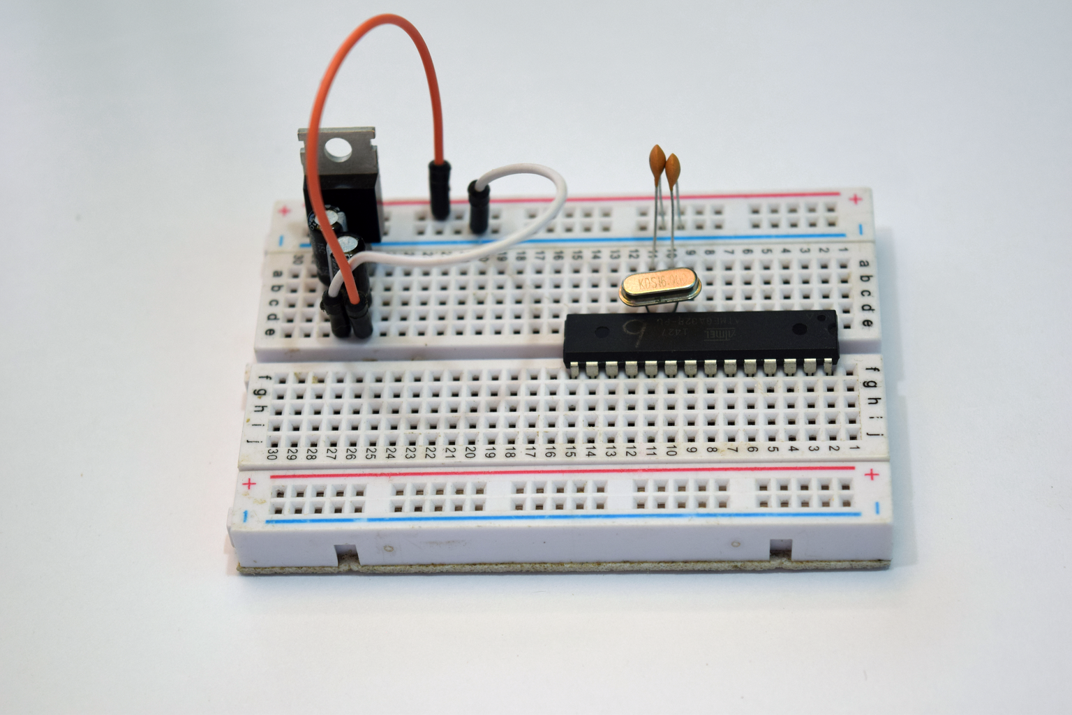 How to Build an Arduino Uno on a BreadBoard : 6 Steps (with Pictures ...
