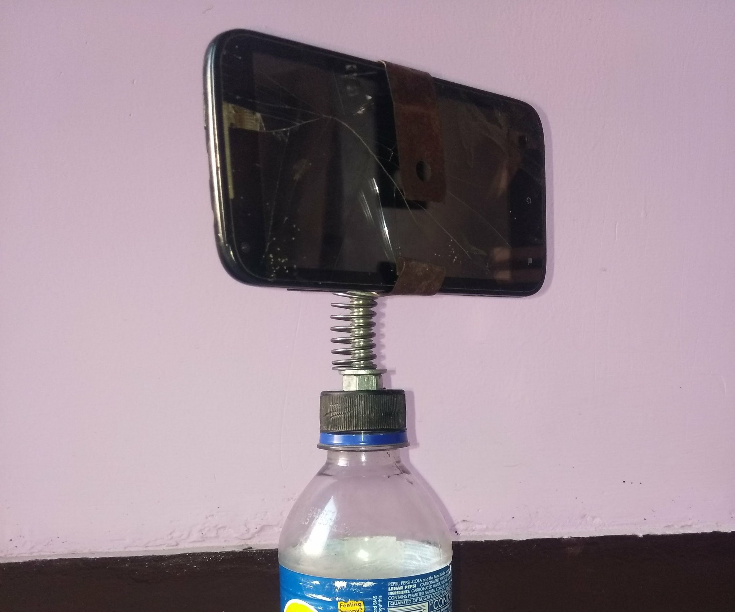 [DIY] Free Tripod Stand for Smartphone 