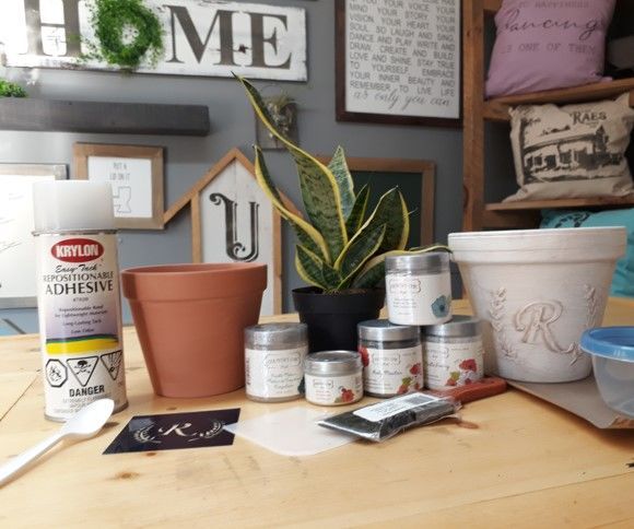 How to Make a Monogrammed Flower Pot