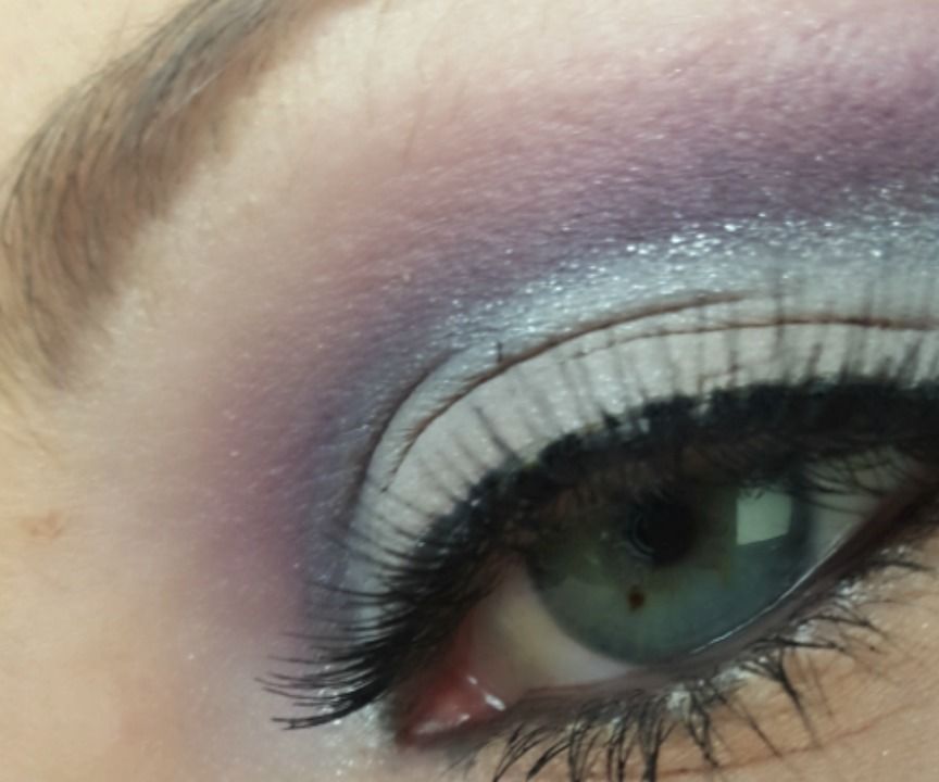 Purple Cut Crease Eye Makeup 9 Steps Instructables