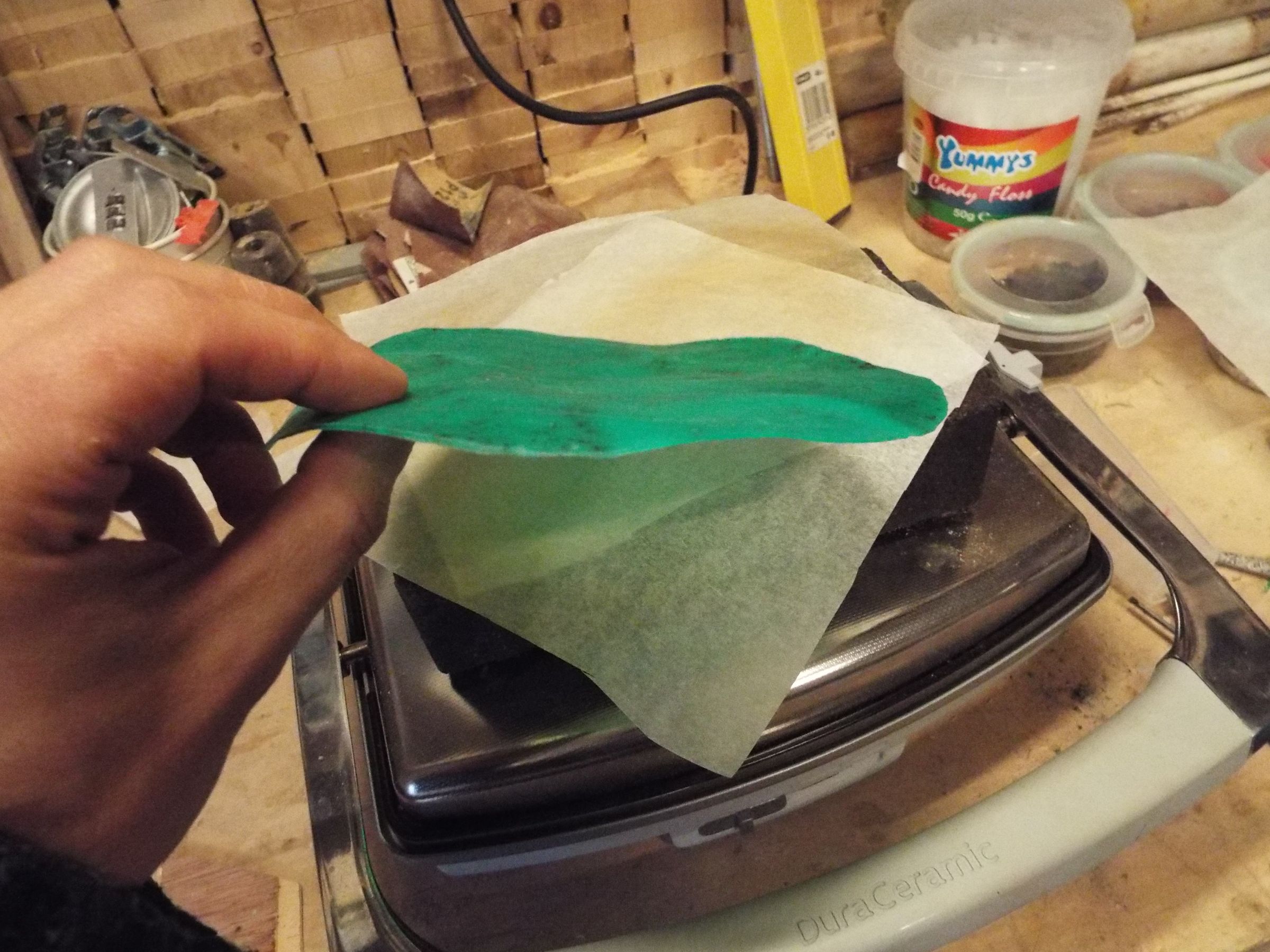 Sandwich Toaster Plastic Recycling 8 Steps (with Pictures