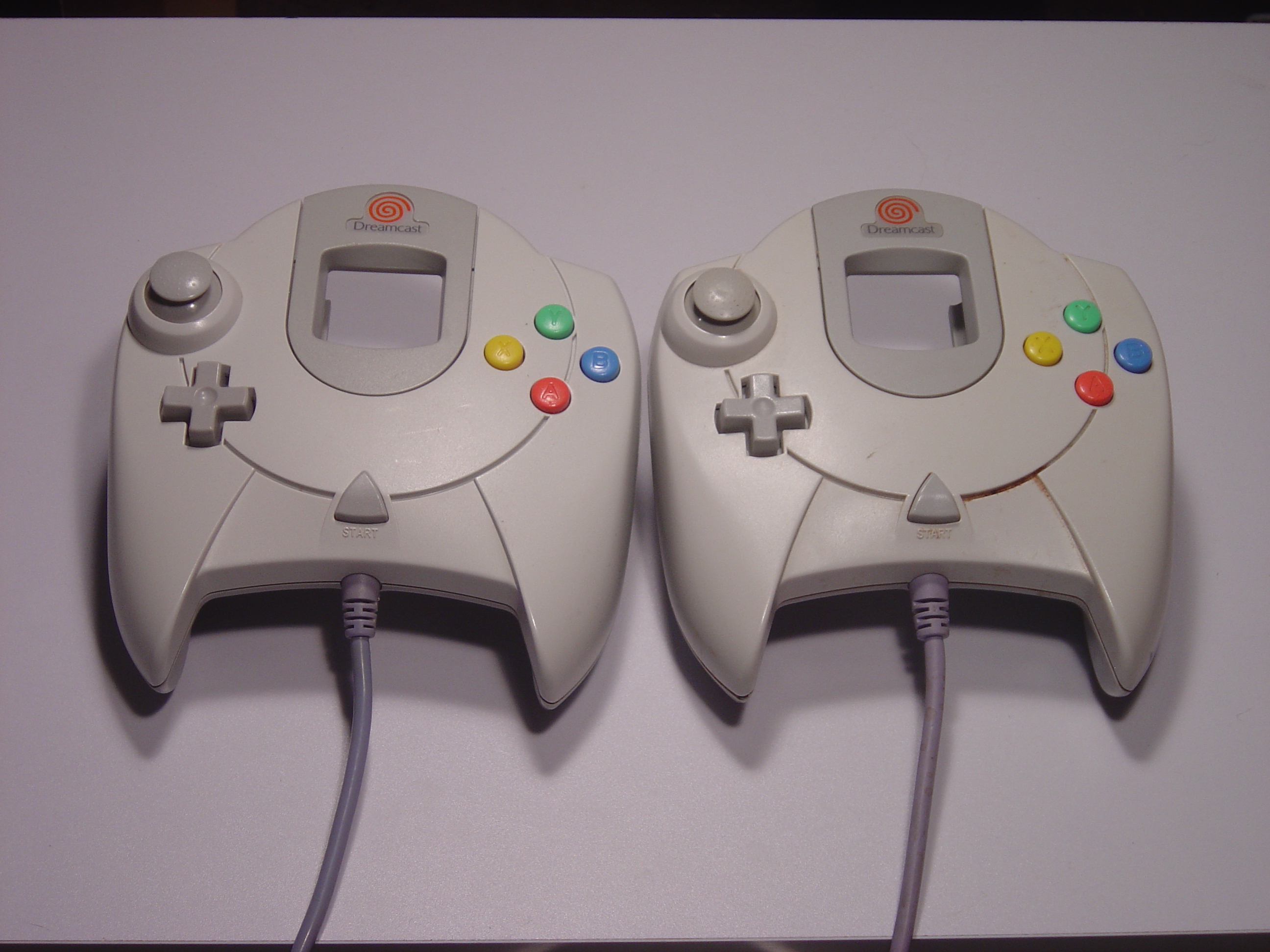 Cleaning a Dreamcast Controller