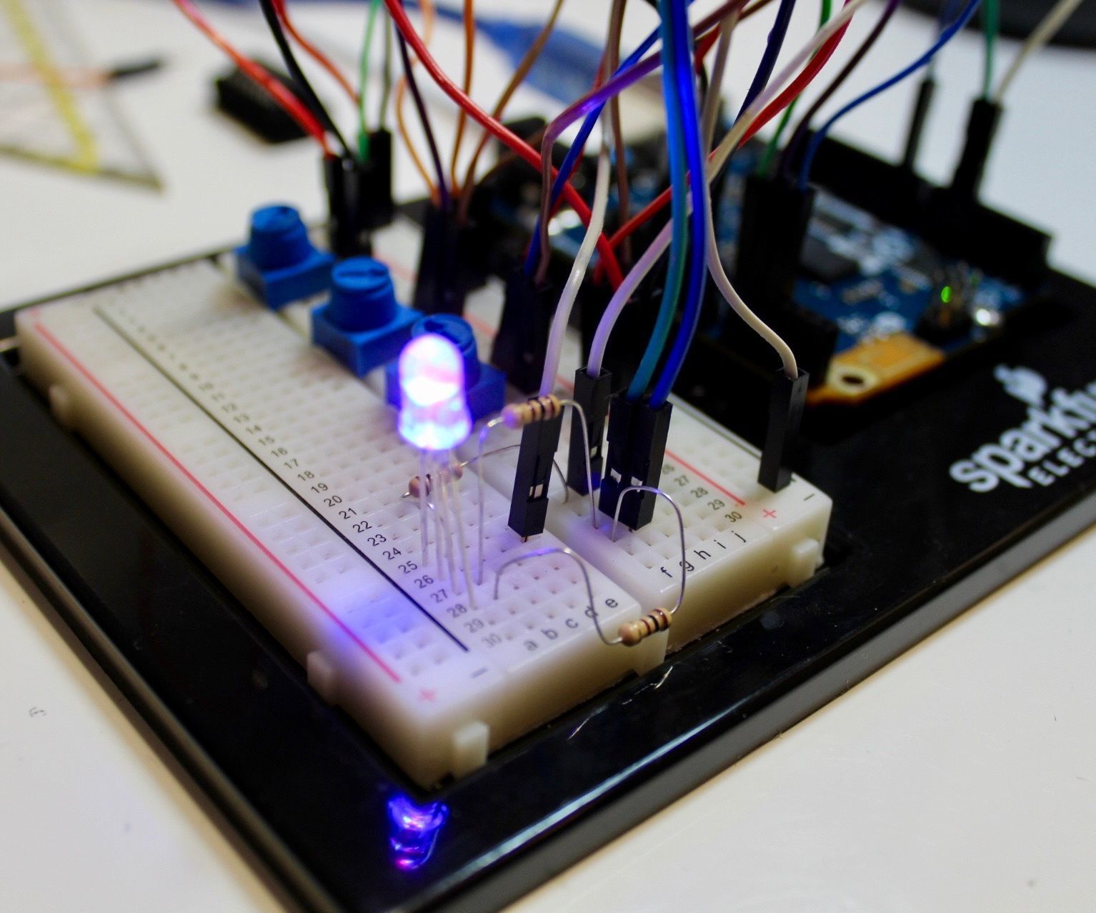 Make Any Colour With One LED! 