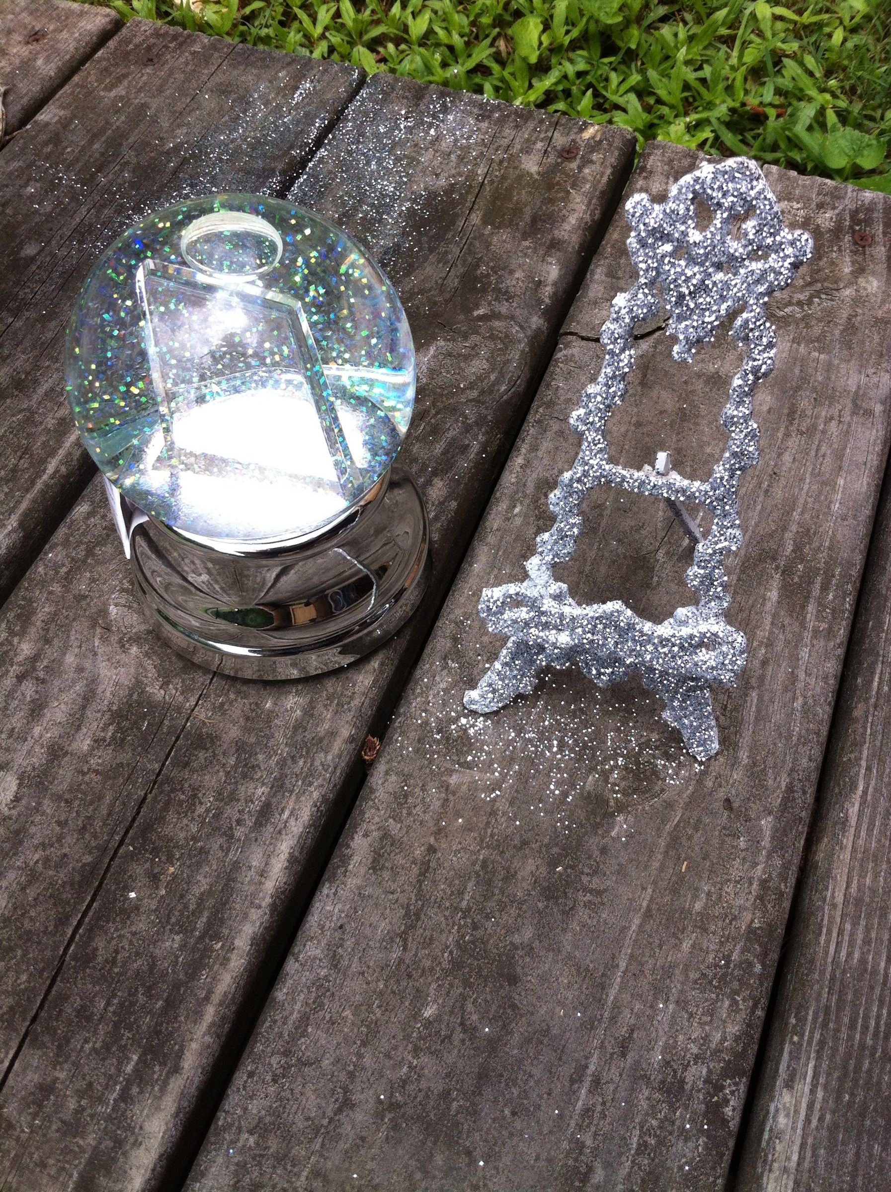 Bedazzled Frame Holder