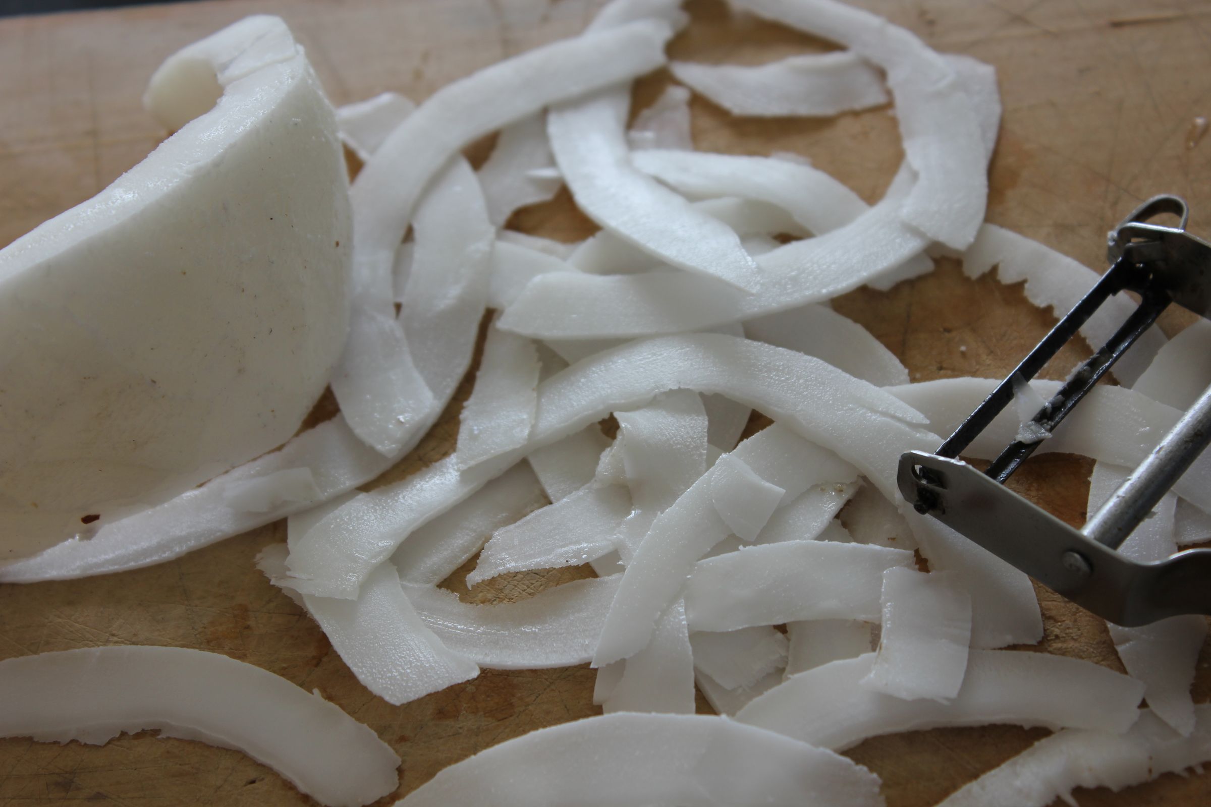 Crack Open a Coconut : 4 Steps - Instructables