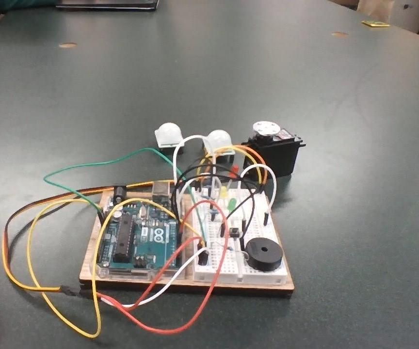 Arduino Controlled Pinewood Derby