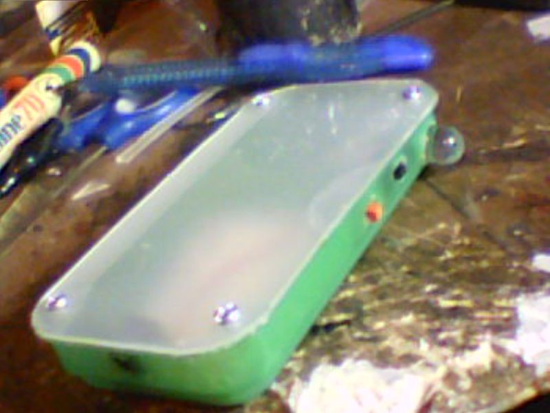 How to Make a Rechargable Flash Light With Signal Light From Recycable Materials.