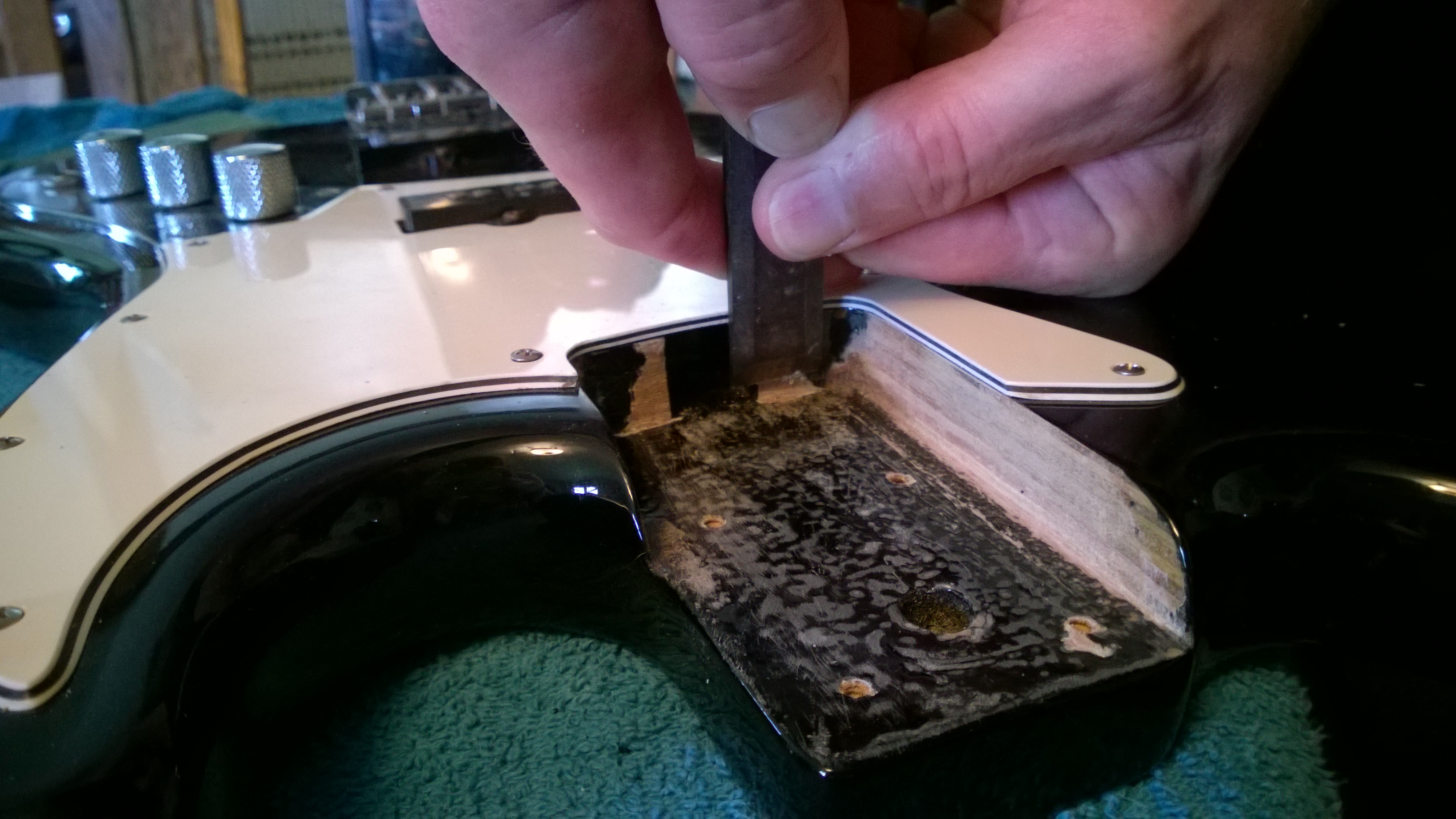 Replacing a Jazz Bass Neck 4 Steps (with Pictures) Instructables