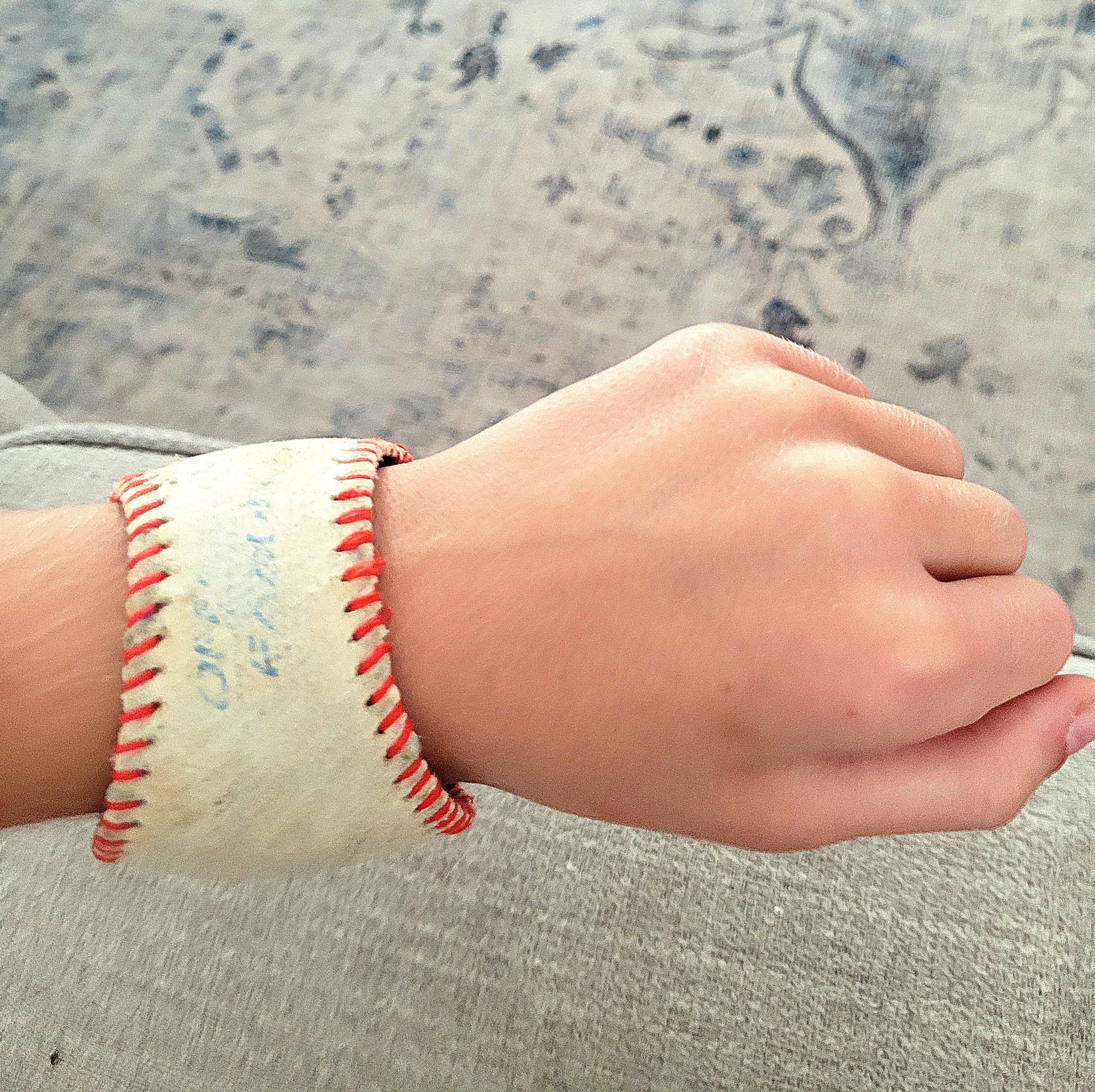 Recycled Baseball Bracelet 6 Steps Instructables