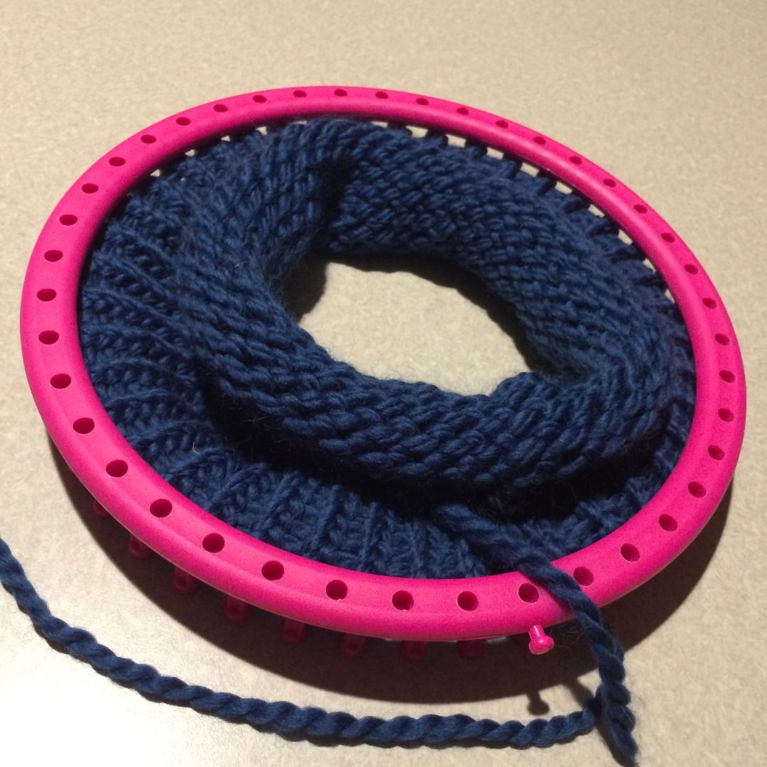 Cozy Knitted Dog Scarf : 4 Steps (with Pictures) Instructables