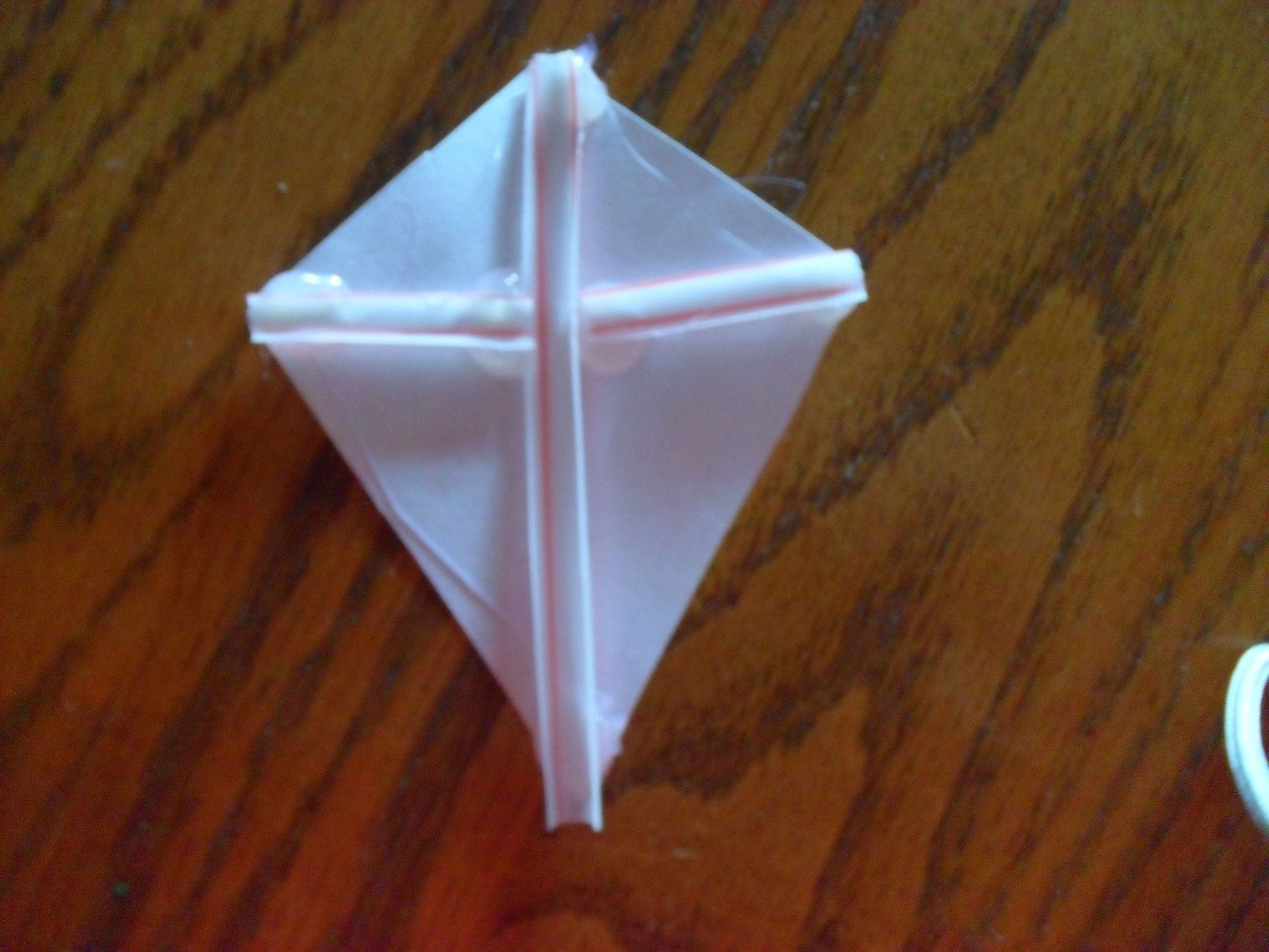 How to Make a Super Easy Paper and Straw Kite 8 Steps Instructables
