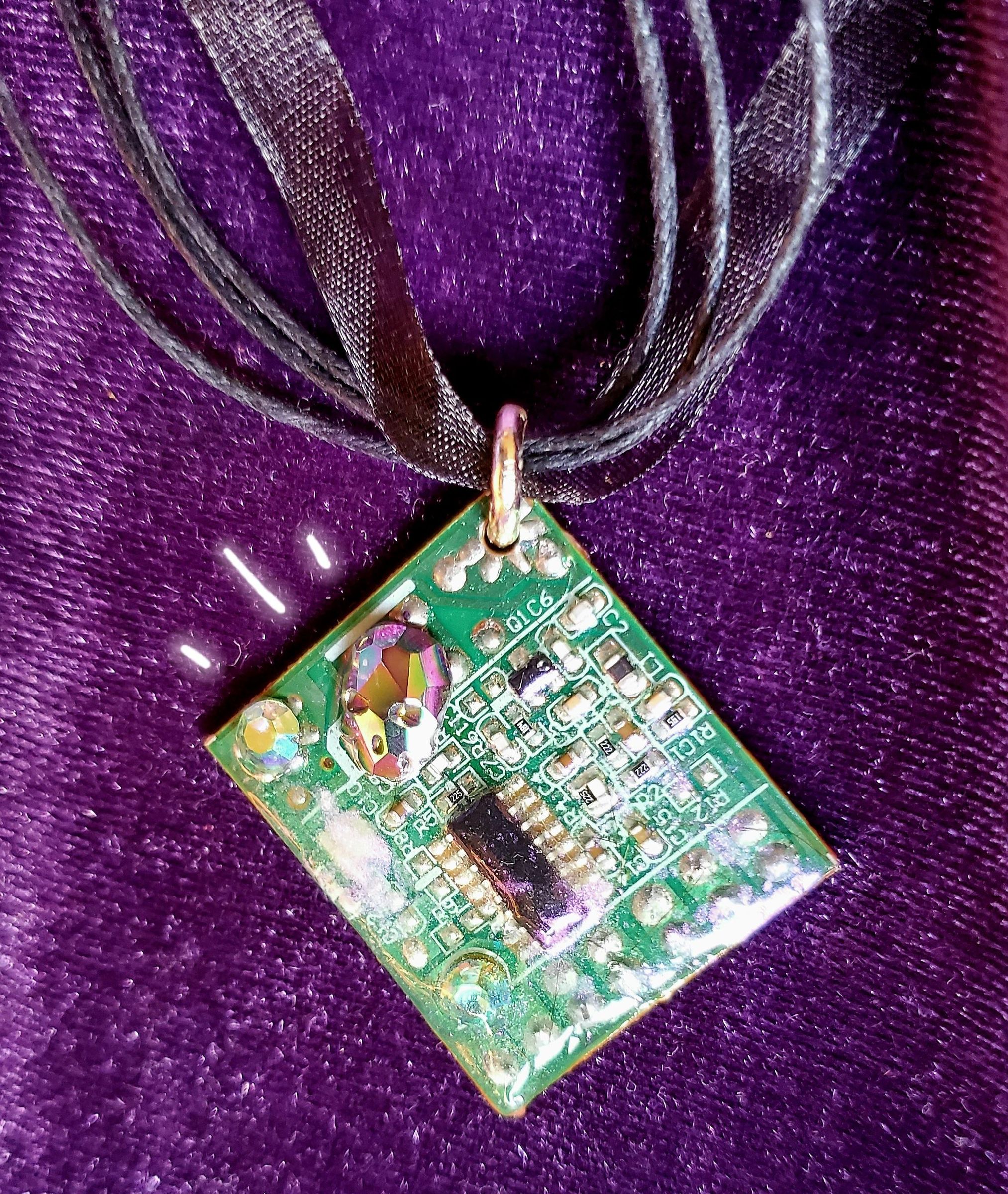 Circuit Board Jewelry 4 Steps (with Pictures) Instructables