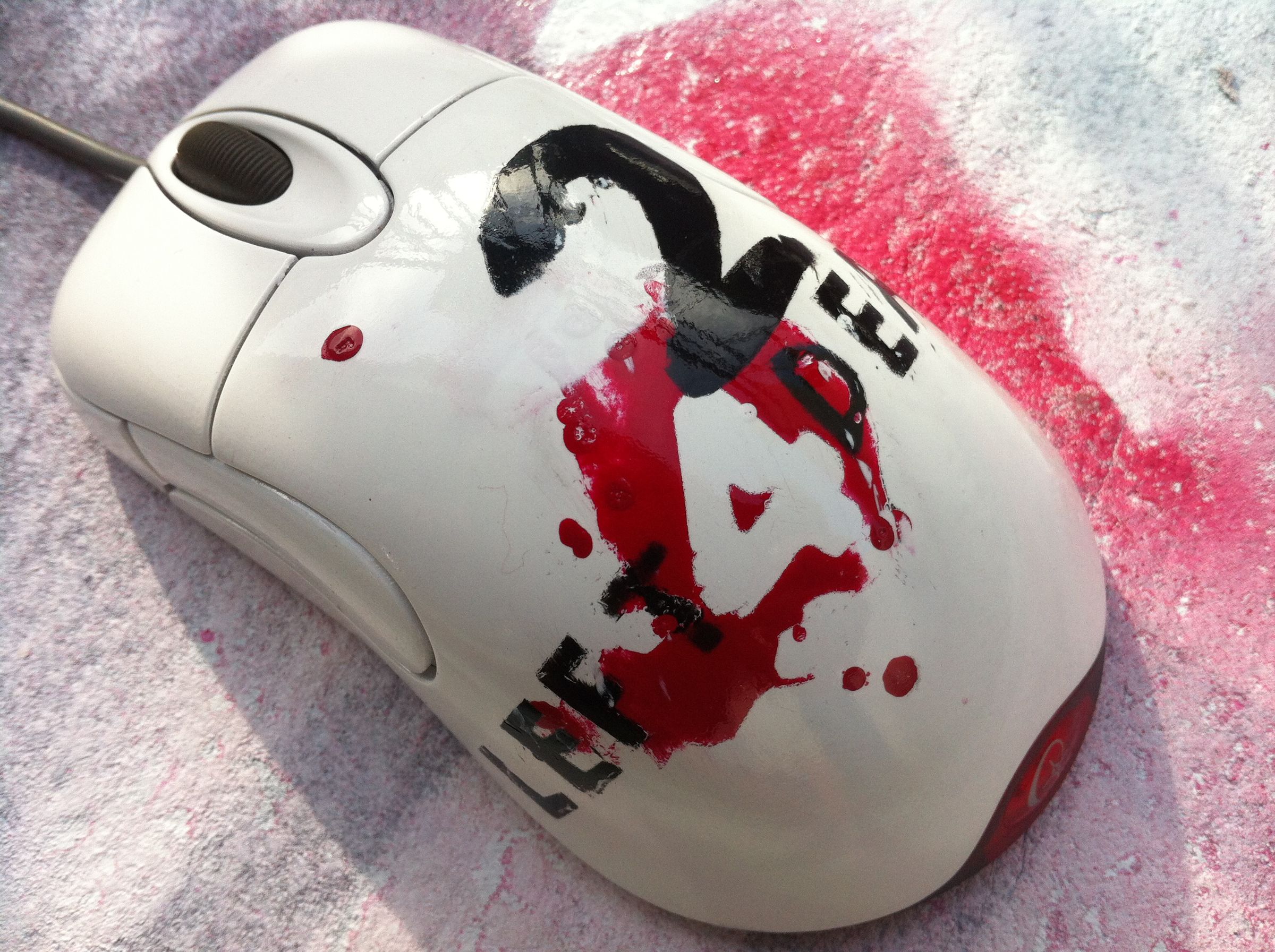 L4D2 Logo Gaming Mouse