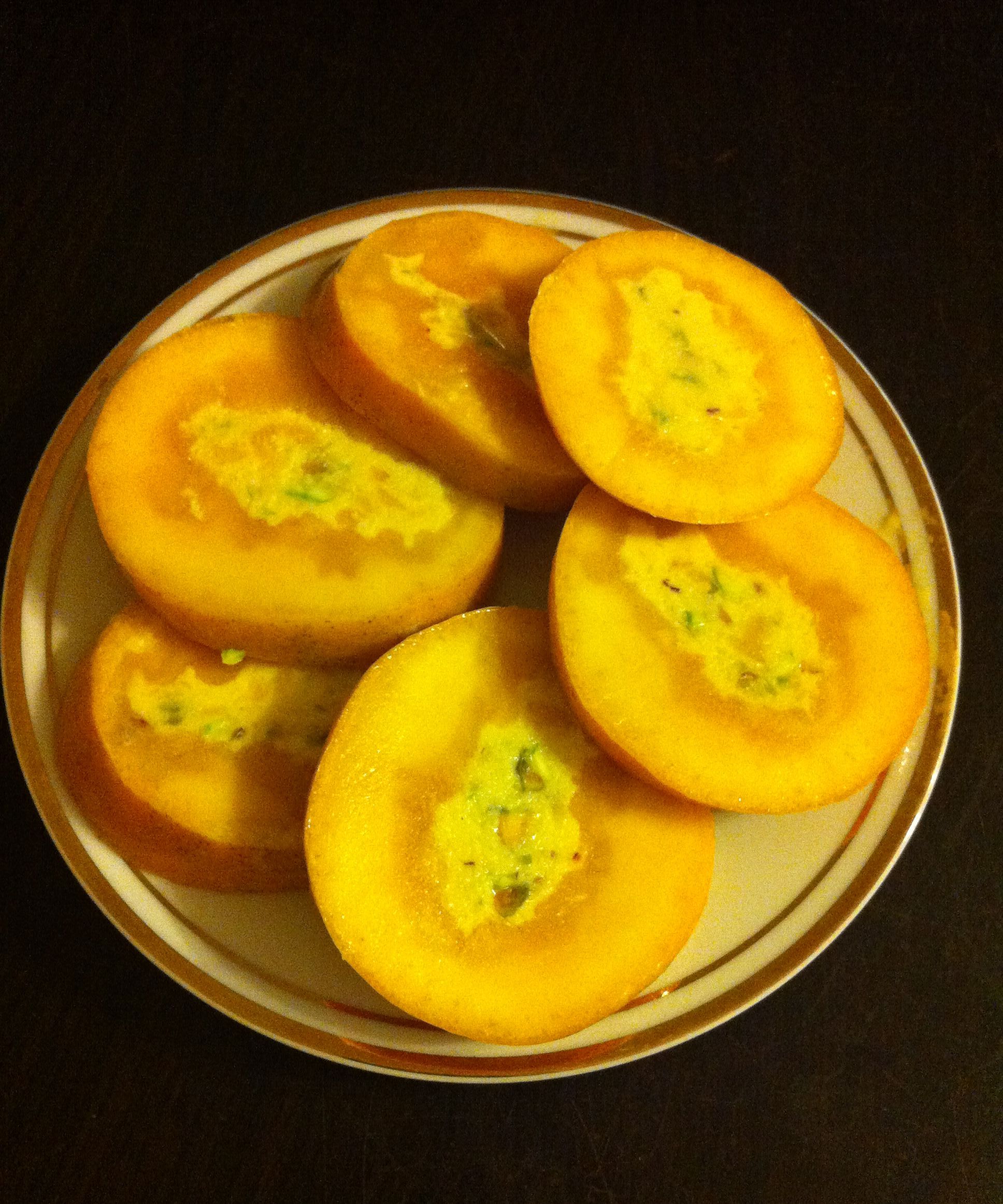 Mango Pistachio Kulfi / Ice Cream Inside a Real Mango