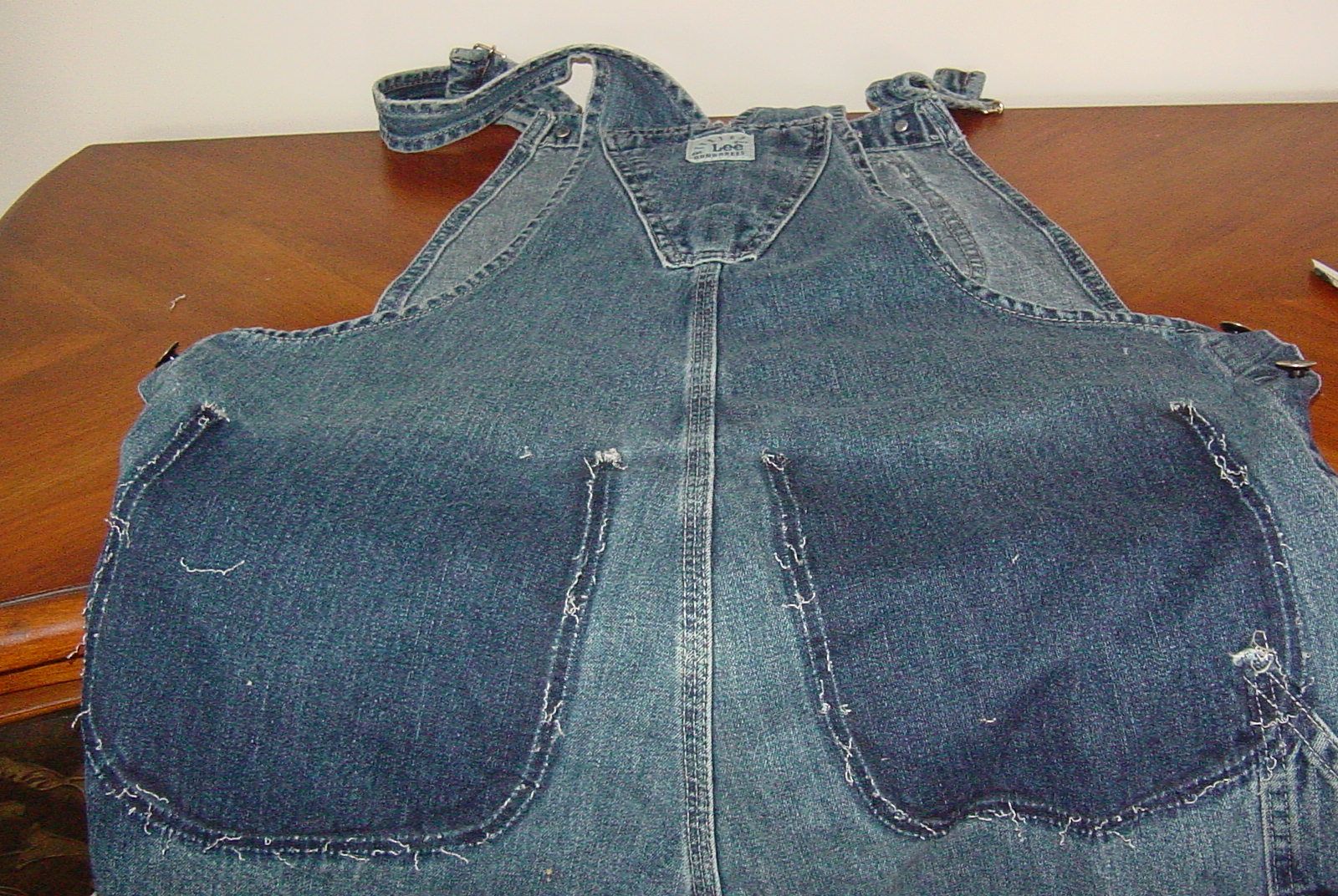 UpCycle Shop/Gardening/Craft Apron From Bib Overalls (no Sew